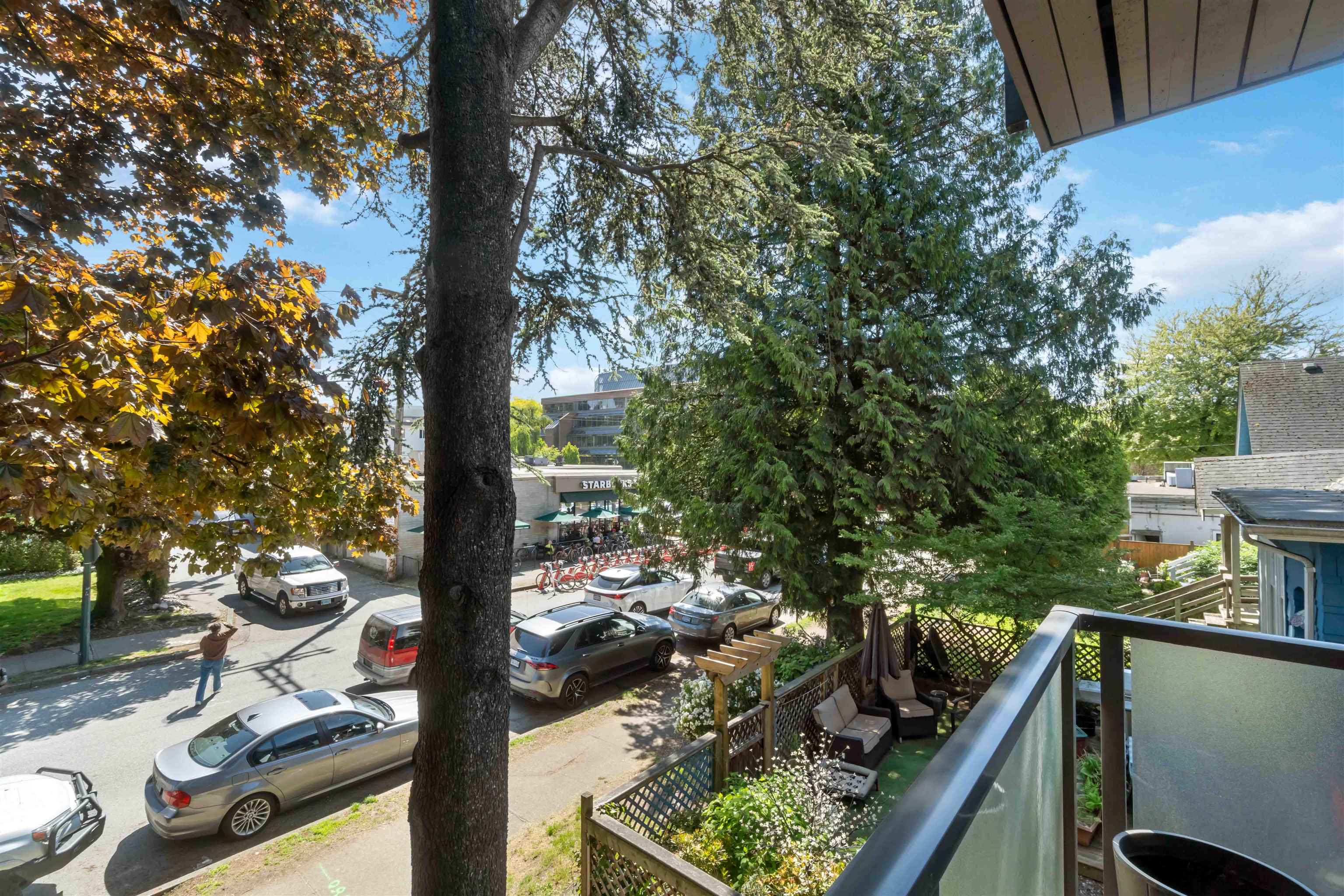 1425 CYPRESS, Vancouver, British Columbia V6J 3L1, 1 Bedroom Bedrooms, ,1 BathroomBathrooms,Residential Attached,For Sale,CYPRESS,R2885259