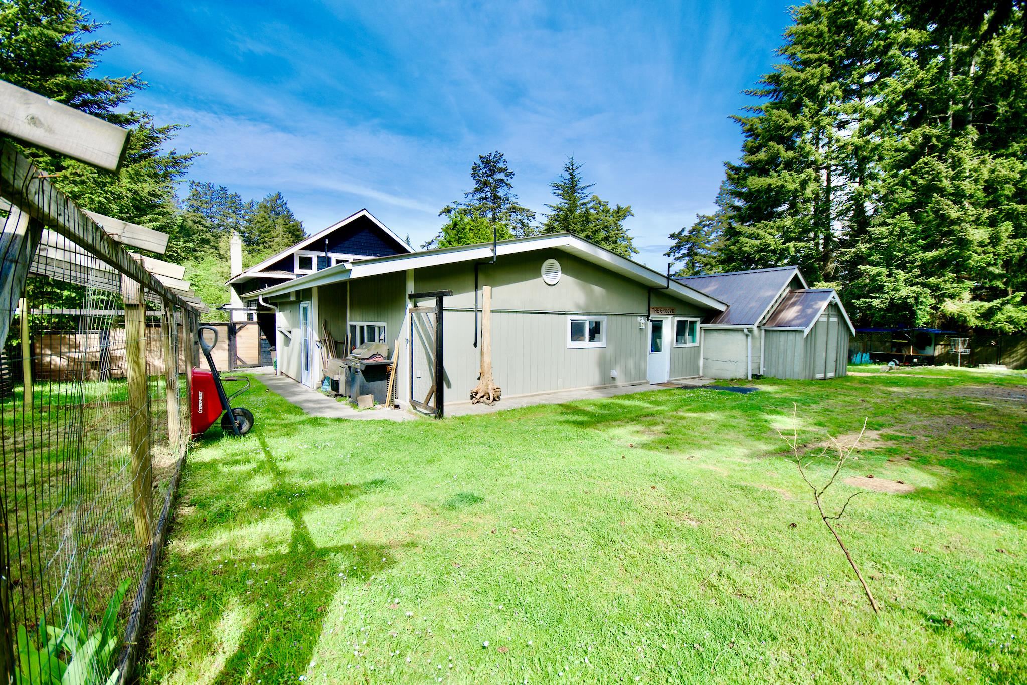 454 Village Bay Road, Mayne Island, Mayne Island, V0N 2J2 30