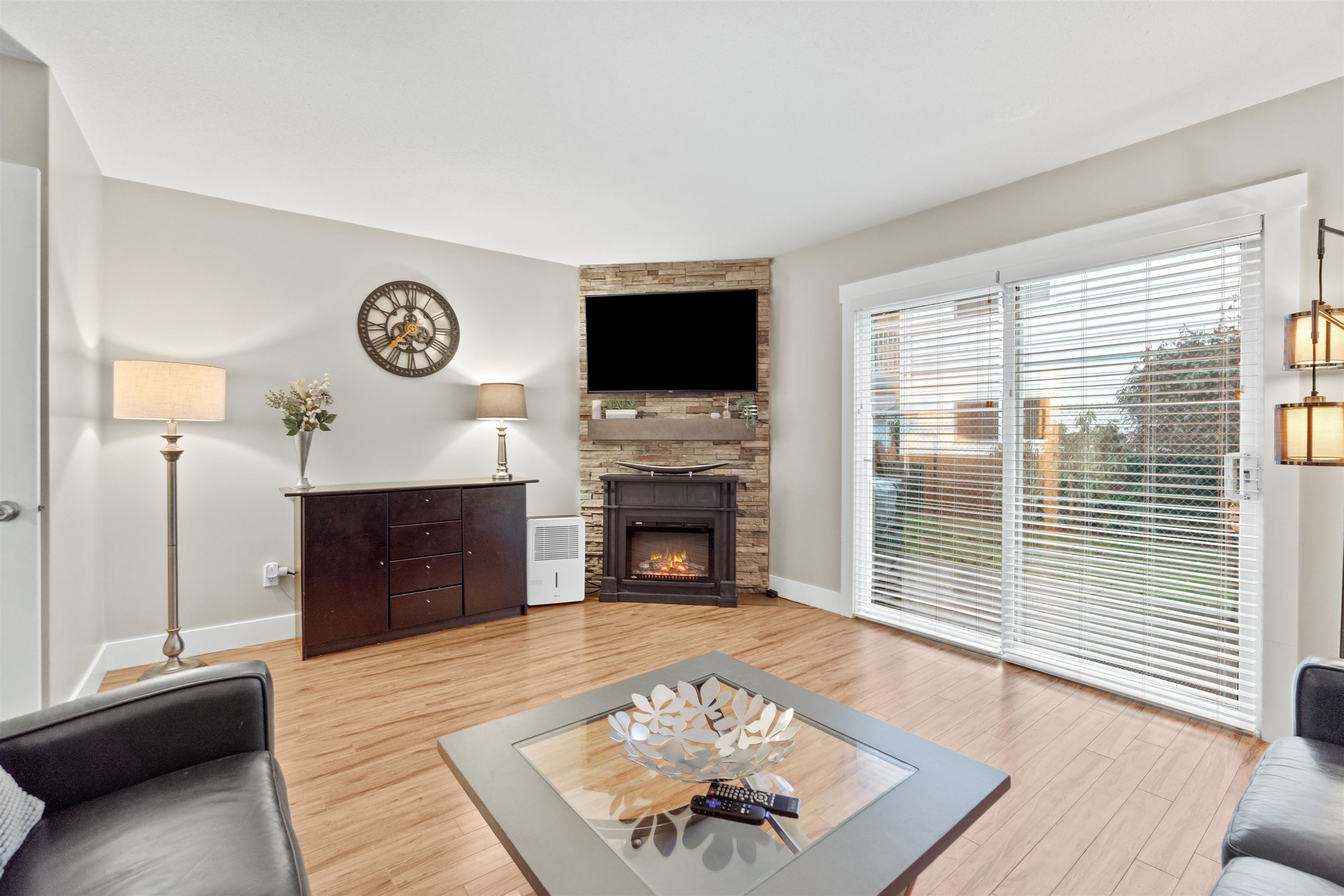 Chilliwack Proper West Townhouse for sale:  2 bedroom 976 sq.ft. (Listed 2024-05-27)