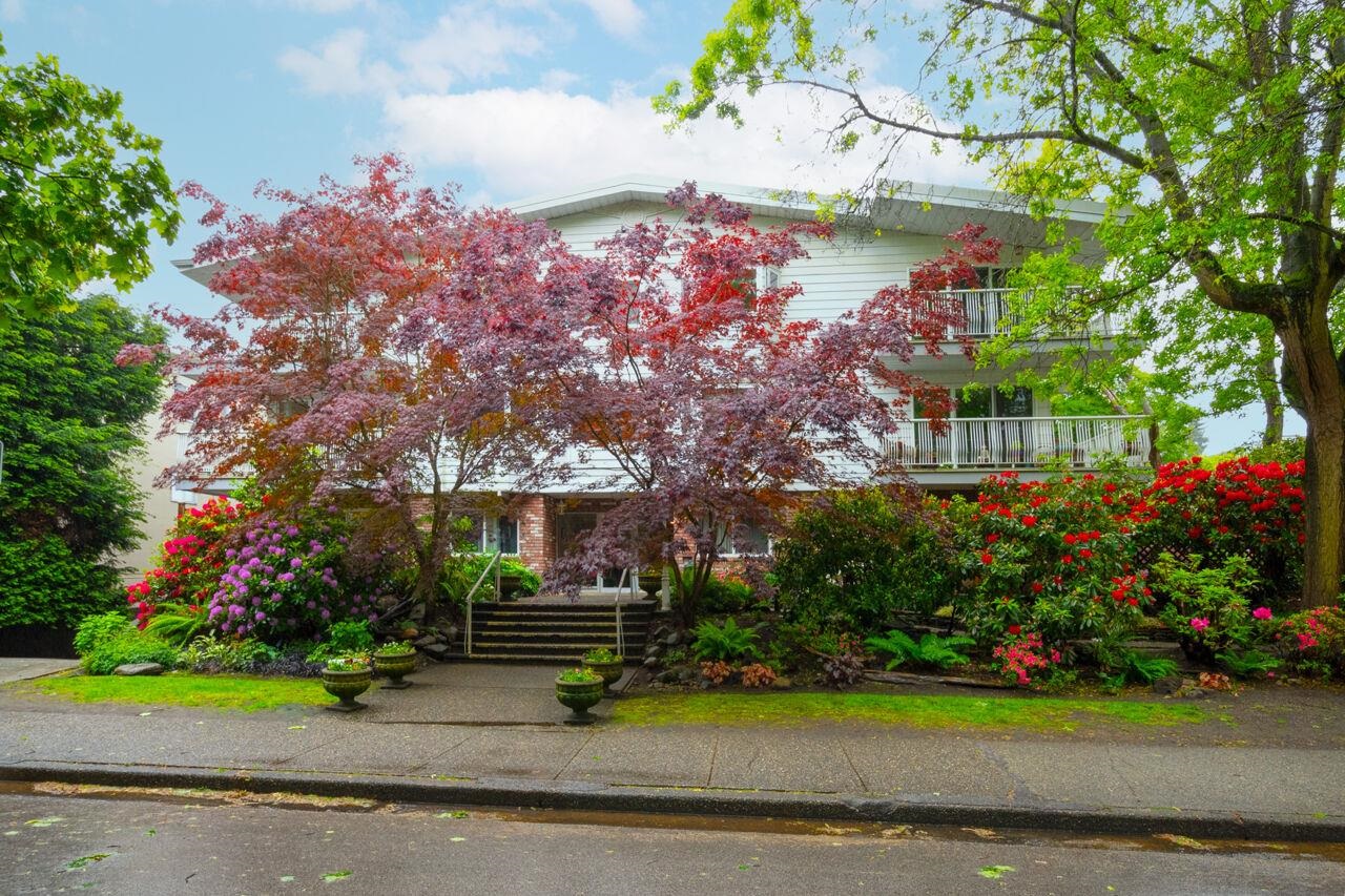 Fairview VW Apartment/Condo for sale:  1 bedroom 538 sq.ft. (Listed 2024-06-06)