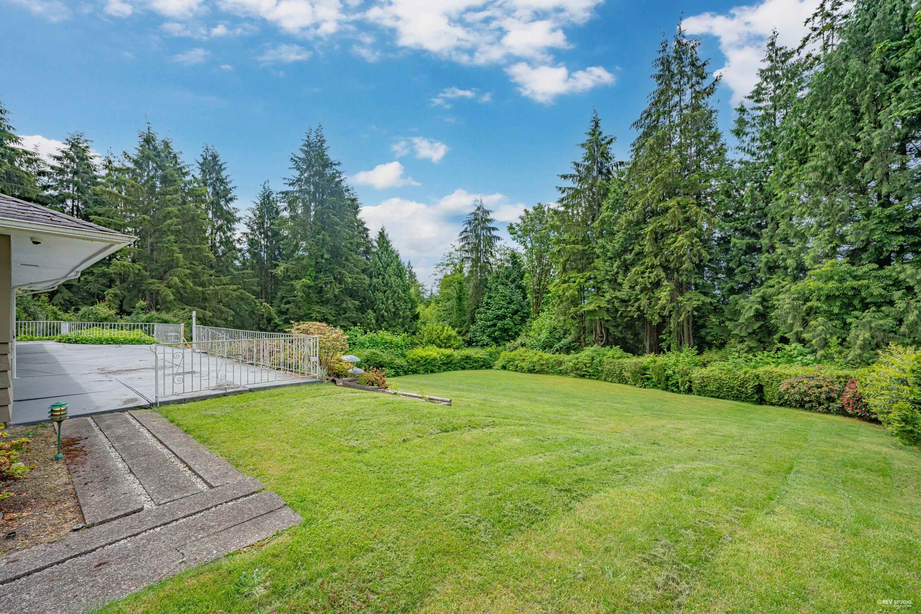 630 Holmbury Place, West Vancouver, British Properties, V7S 1P7 8