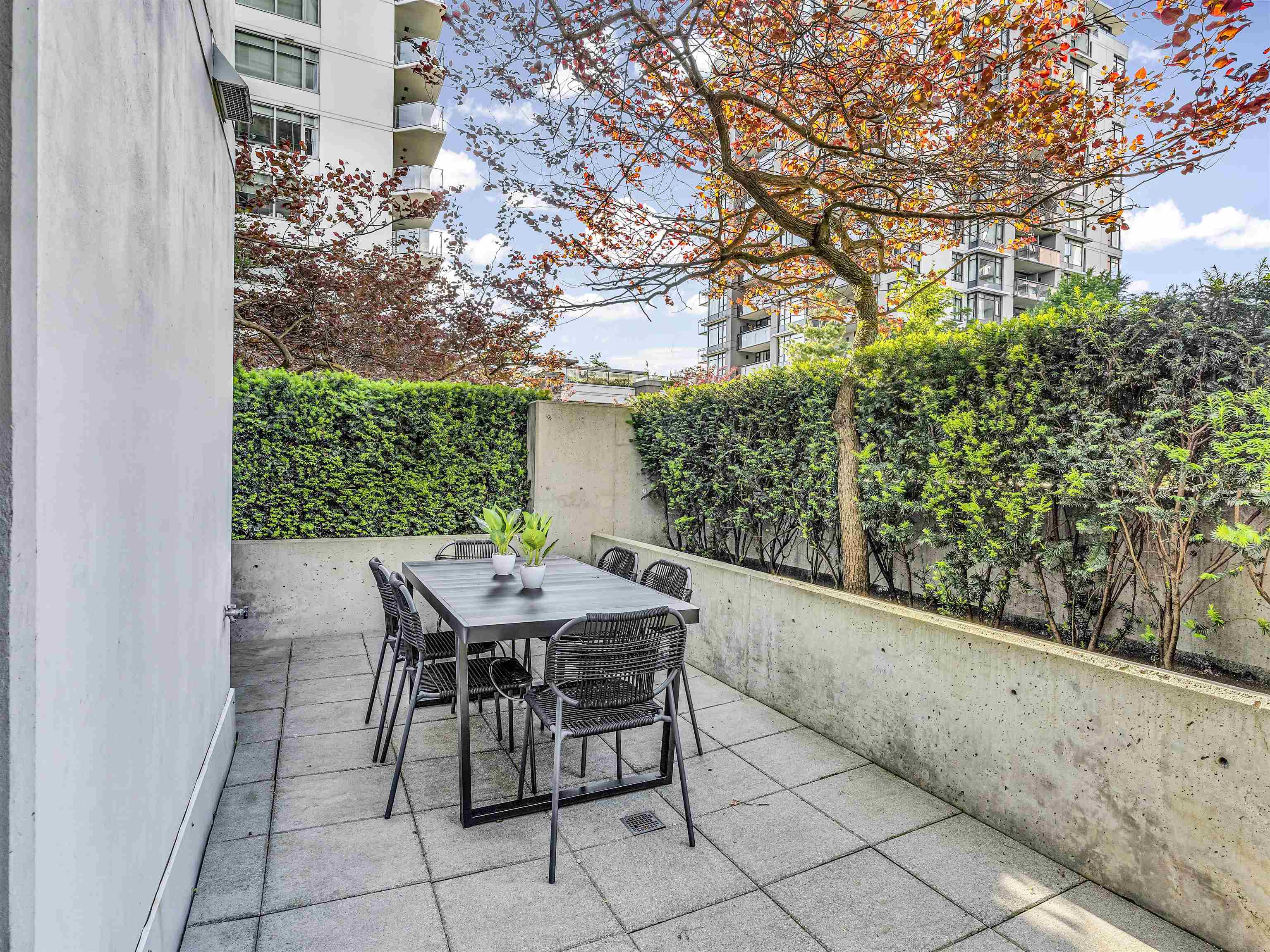 1303 Civic Place Mews, North Vancouver, Central Lonsdale, V7M 0B2 19