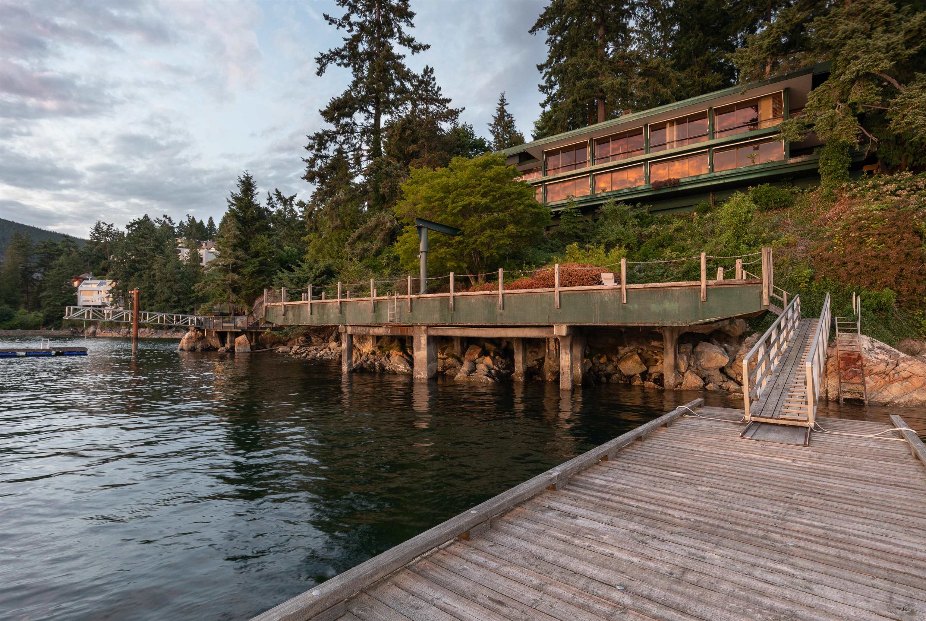 Caulfeild House/Single Family for sale:  7 bedroom 8,035 sq.ft. (Listed 2024-06-04)