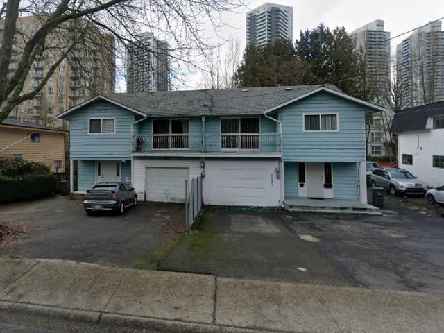 9895 138 Street, Surrey, Whalley, V3T 5E3 9