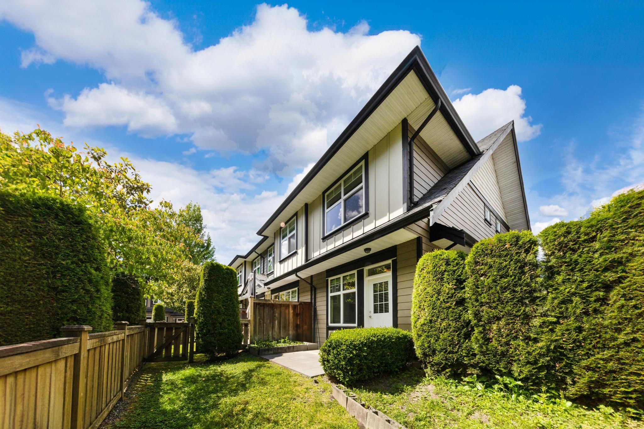 27 6350 142 Street, Surrey, Sullivan Station, V3X 1B8 24