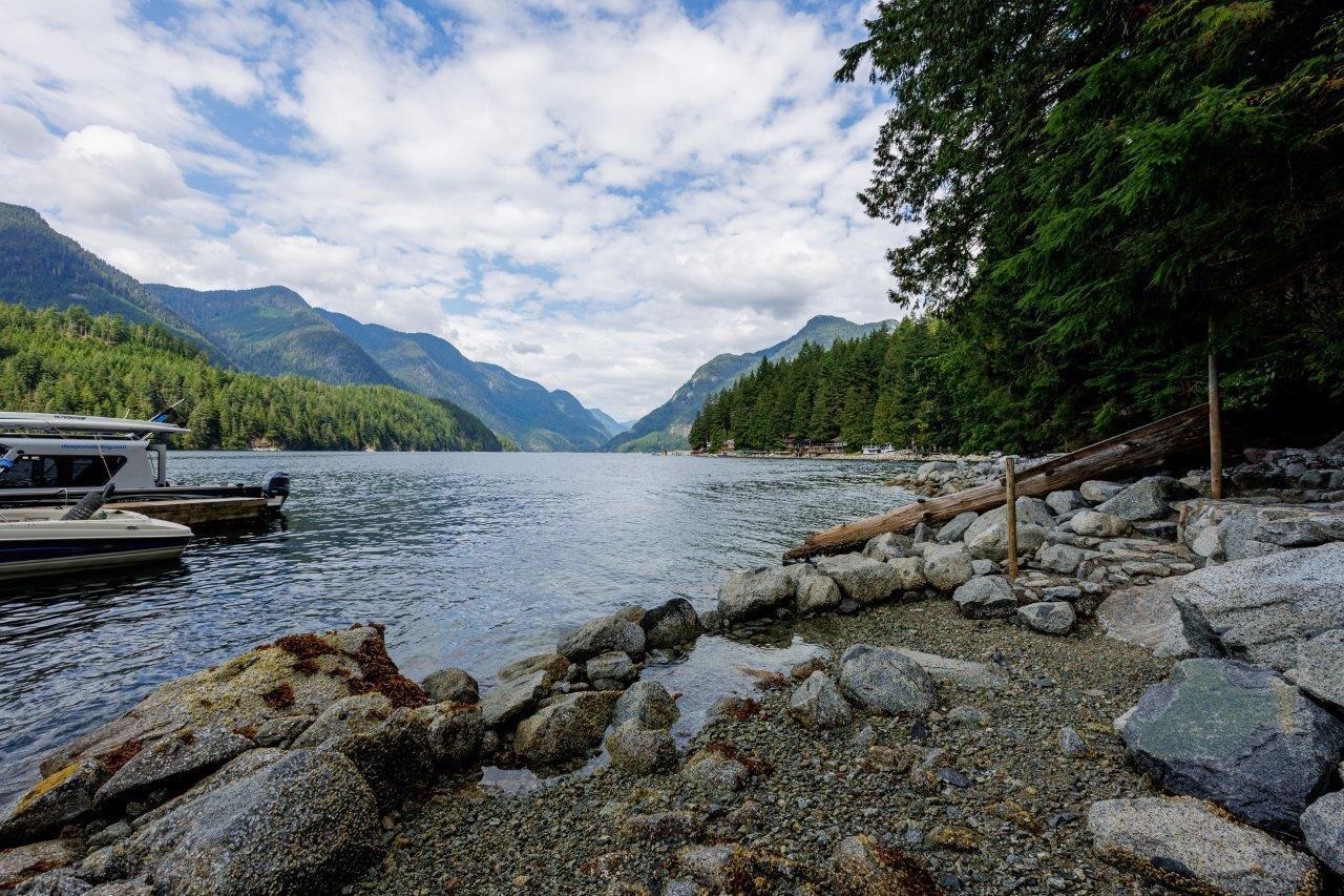 23 East Of Croker Island, North Vancouver, Indian Arm, V0V 0V0 19