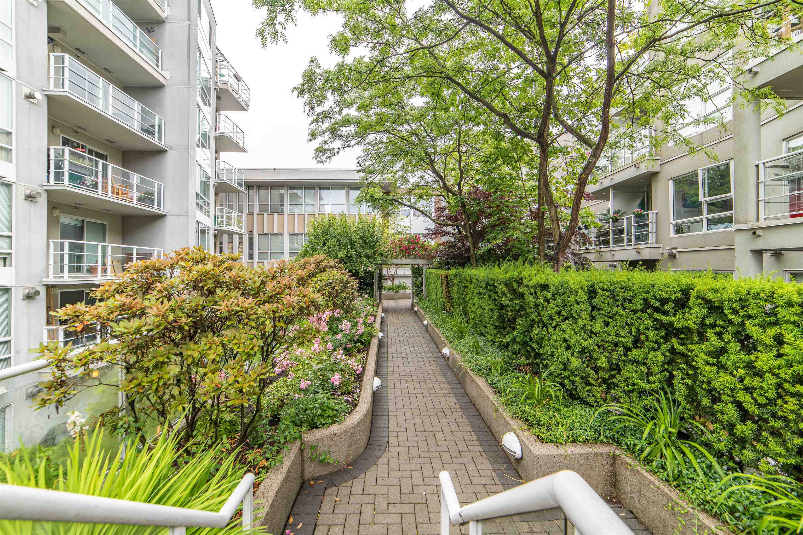 1823 7TH, Vancouver, British Columbia V6J 5K5, 1 Bedroom Bedrooms, ,1 BathroomBathrooms,Residential Attached,For Sale,7TH,R2894594
