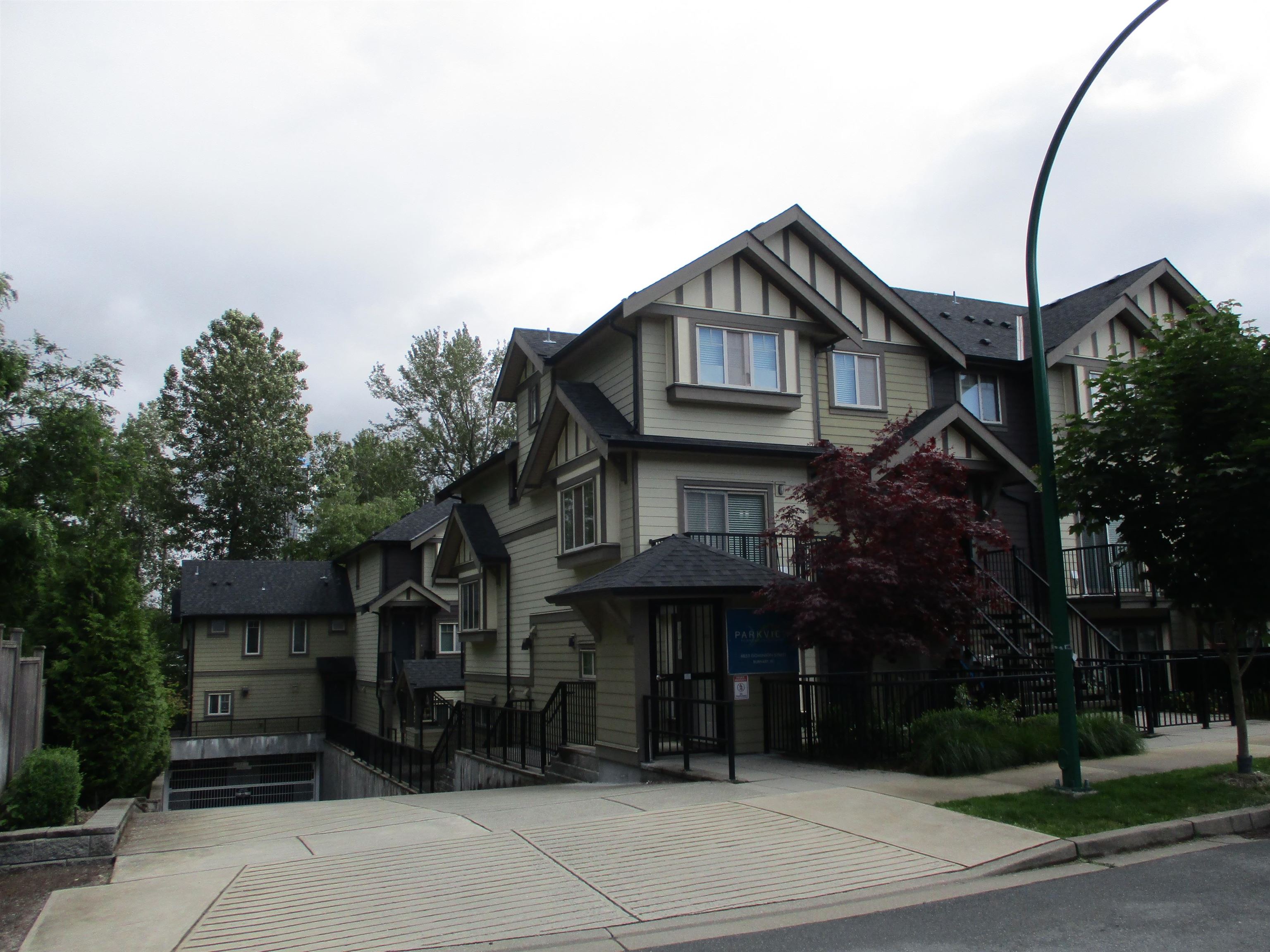 6 4033 Dominion Street, Burnaby, Central BN, V5G 0C2 21