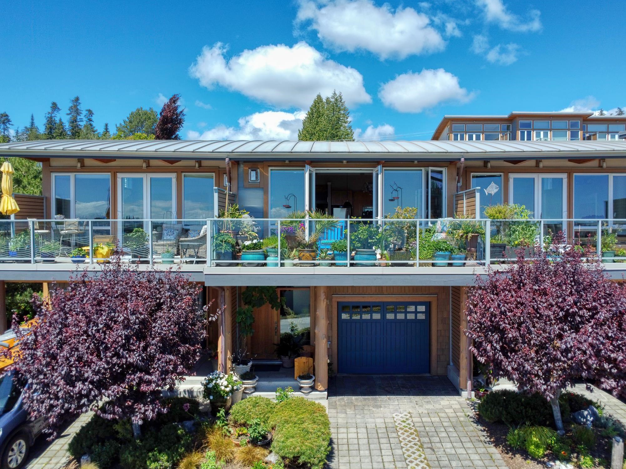 6498 Wildflower Place, Sechelt, Sechelt District, V7Z 0M9 3