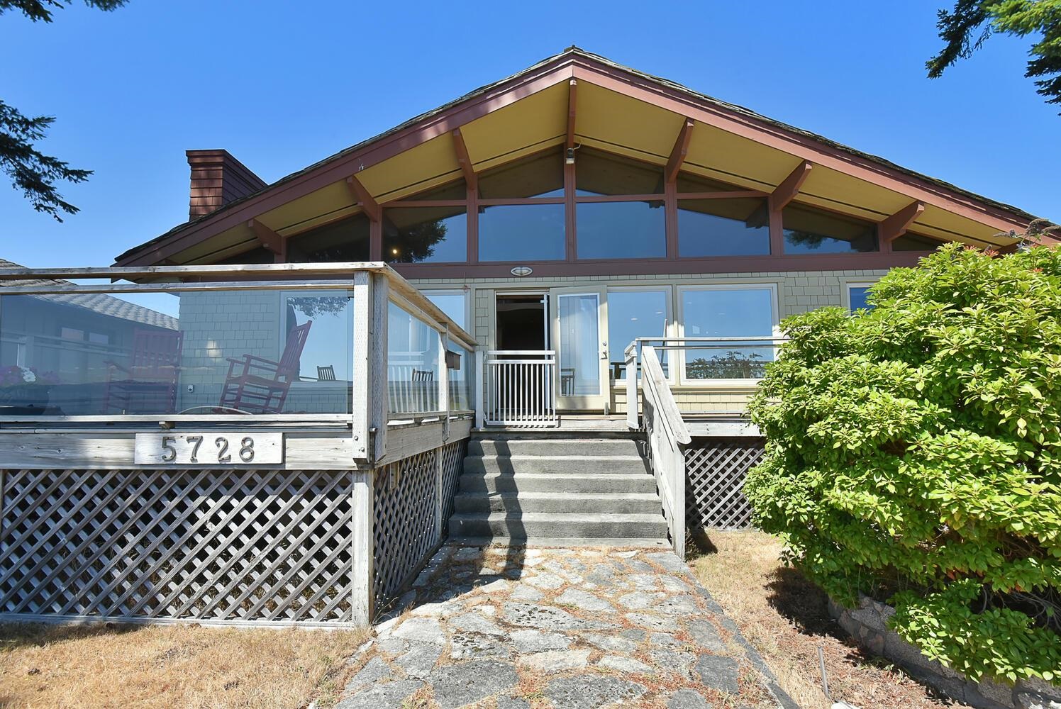 5728 Boulevard Street, Sechelt, Sechelt District, V0N 3A0 4