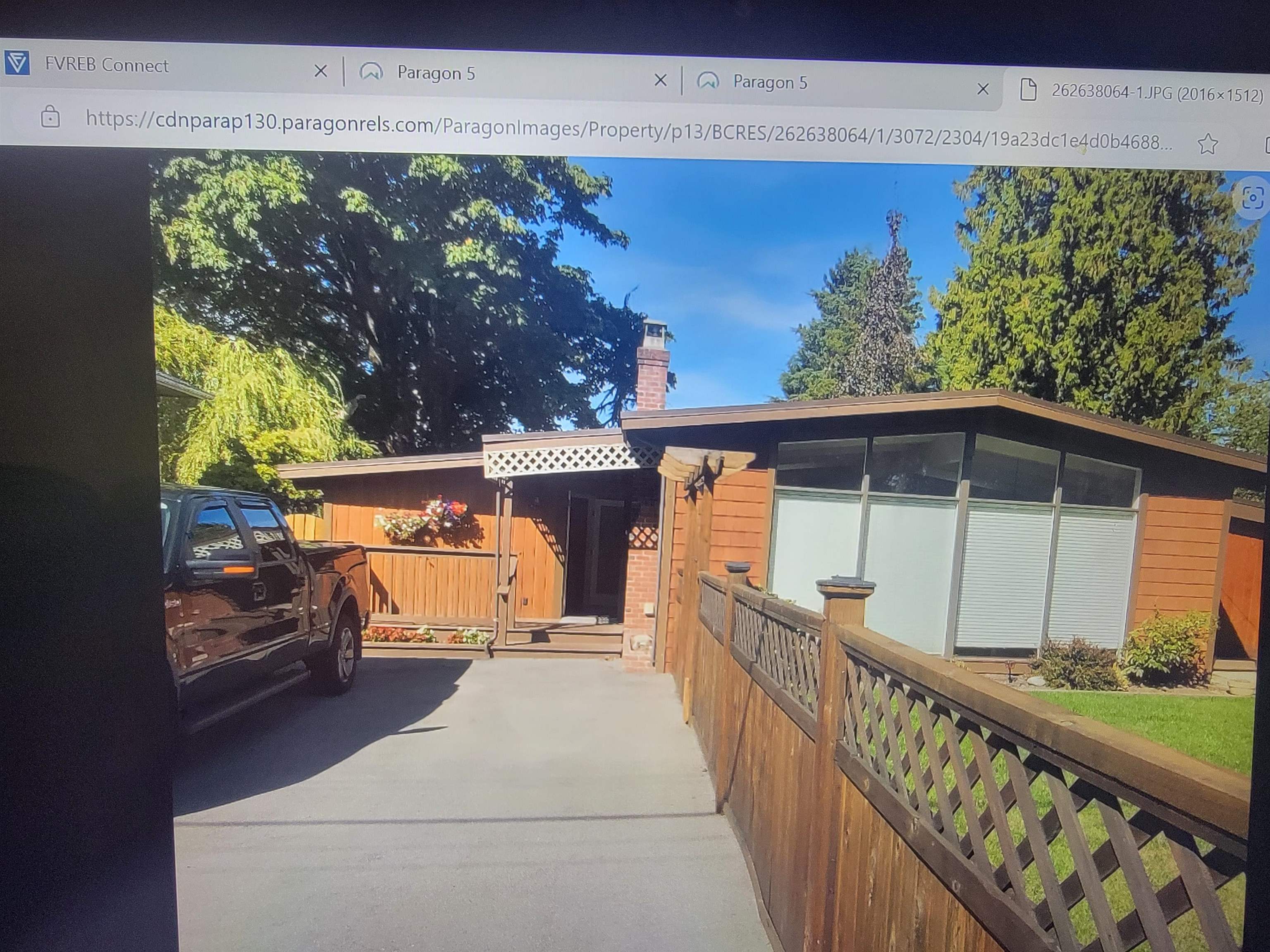 14661 109a Avenue, Surrey, Bolivar Heights, V3R 1Y7 1