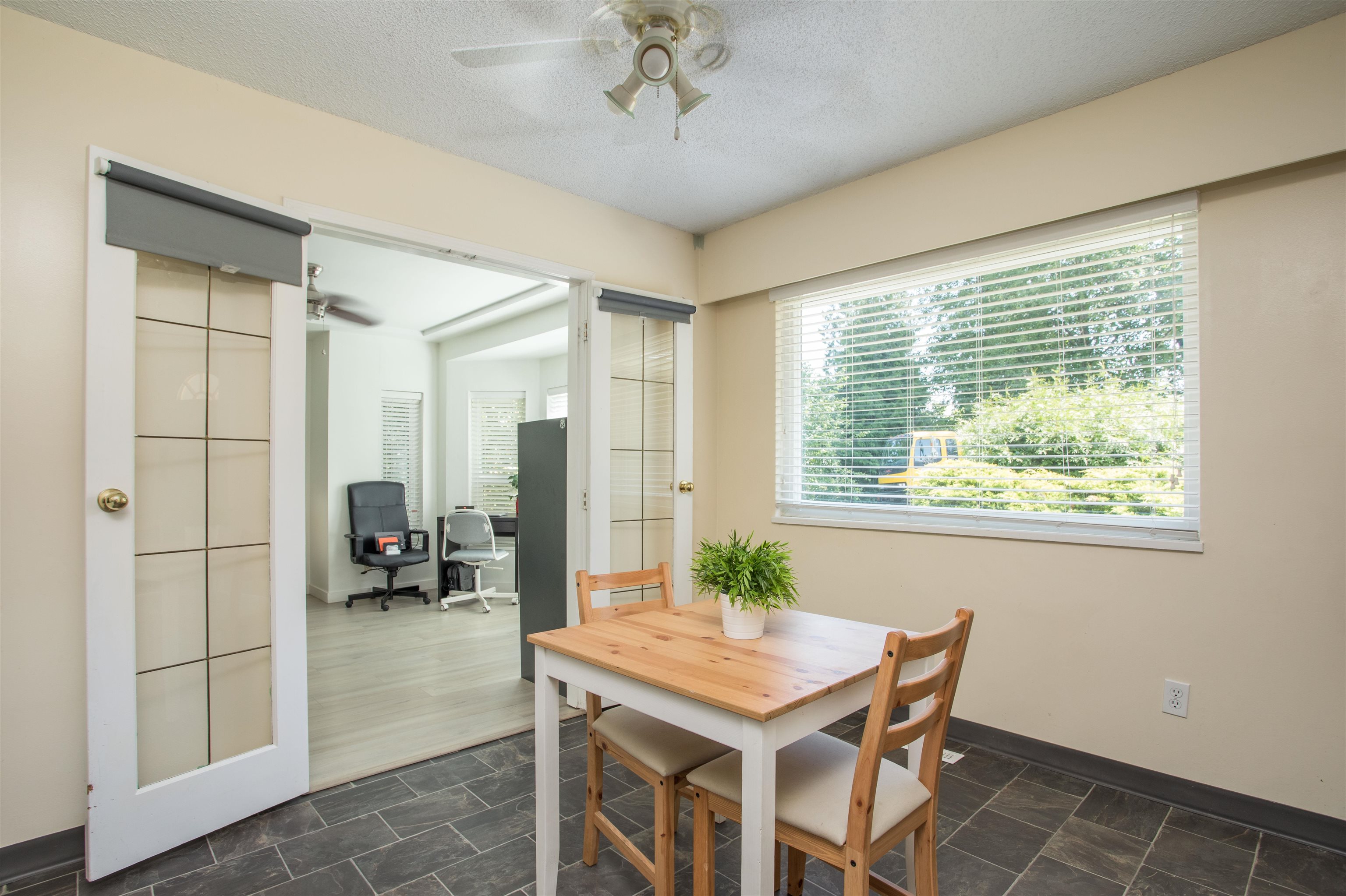 12163 Blakely Road, Pitt Meadows, Central Meadows, V3Y 1J4 8