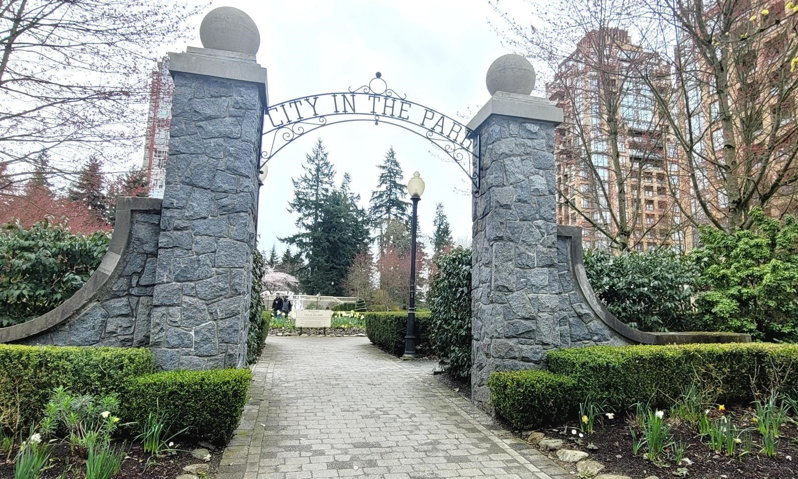 204 6737 Station Hill Court, Burnaby, South Slope, V3N 4V2 21