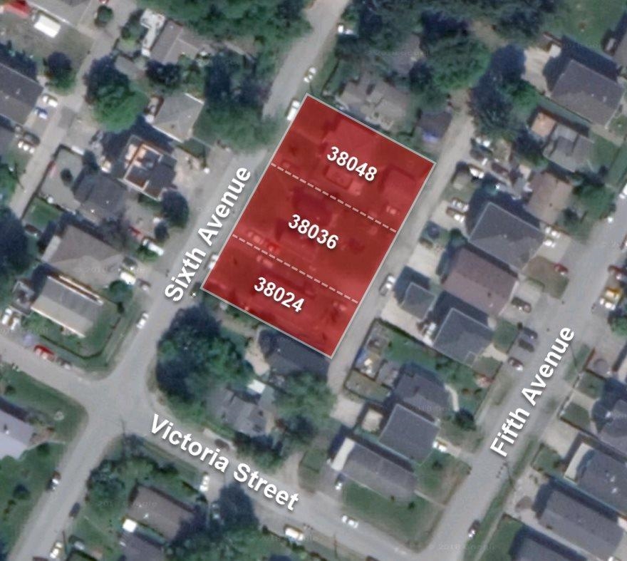 38024 Sixth Avenue, Squamish, Downtown SQ, V0N 3G0 4