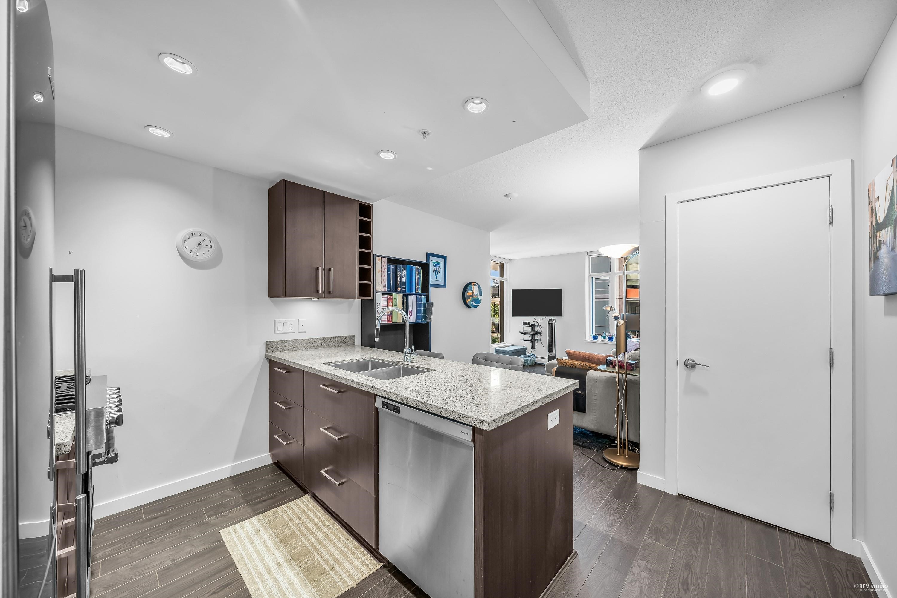 465 108 W 1st Avenue, Vancouver, False Creek, V5Y 0H4 2