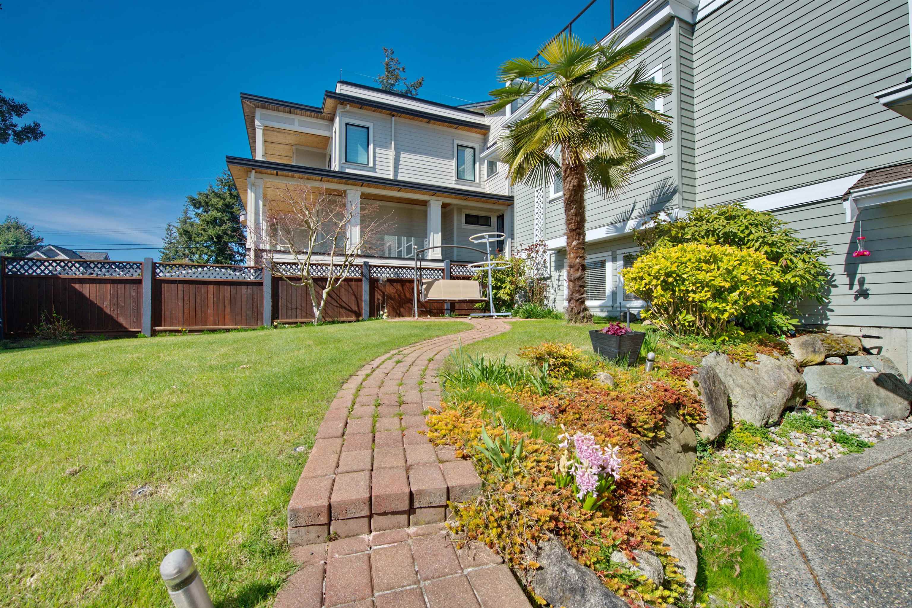 13018 Marine Drive, Surrey, Crescent Bch Ocean Pk., V4A 1E4 38