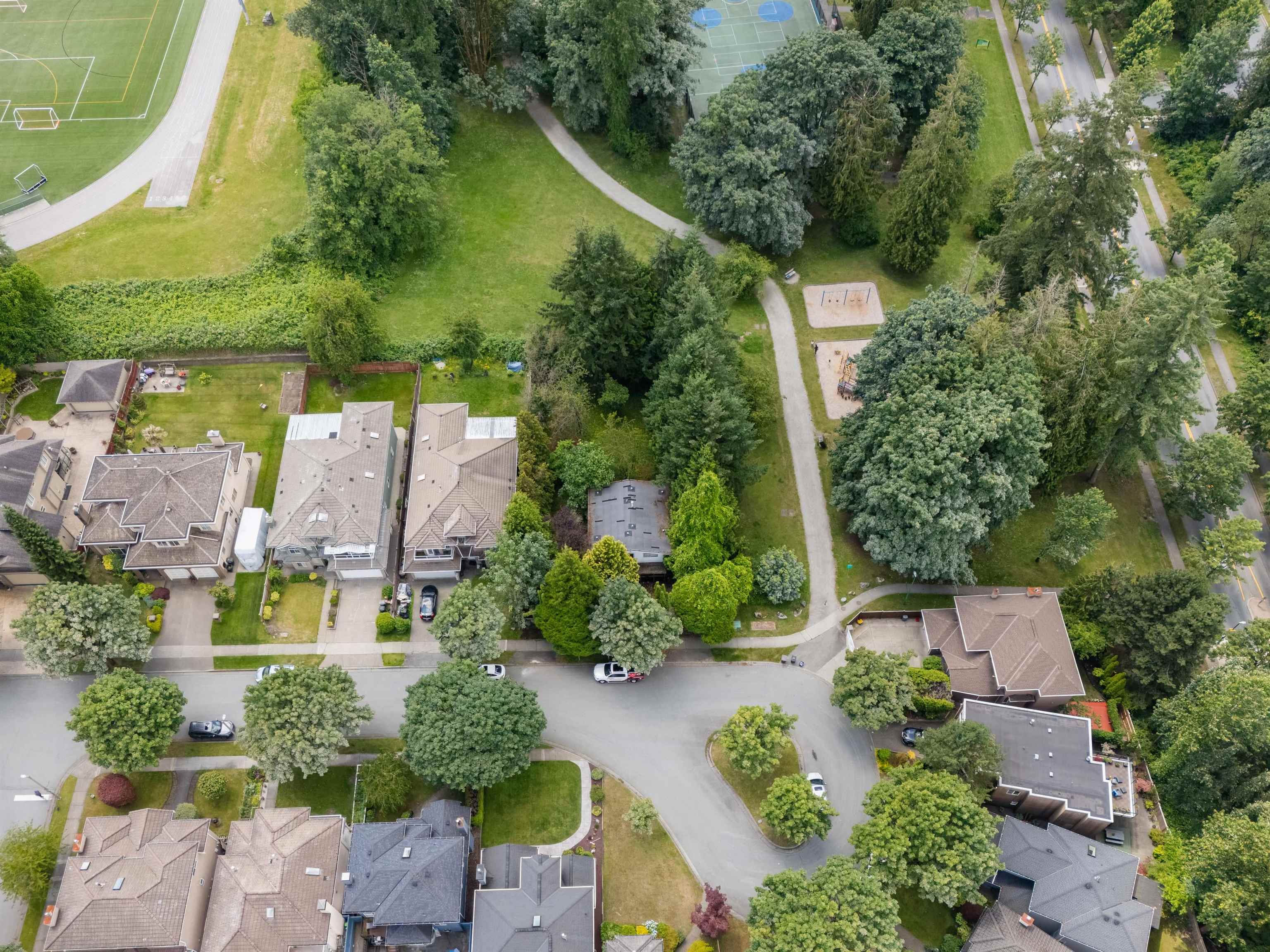 7609 Coldicutt Street, Burnaby, The Crest, V3N 3Z5 1