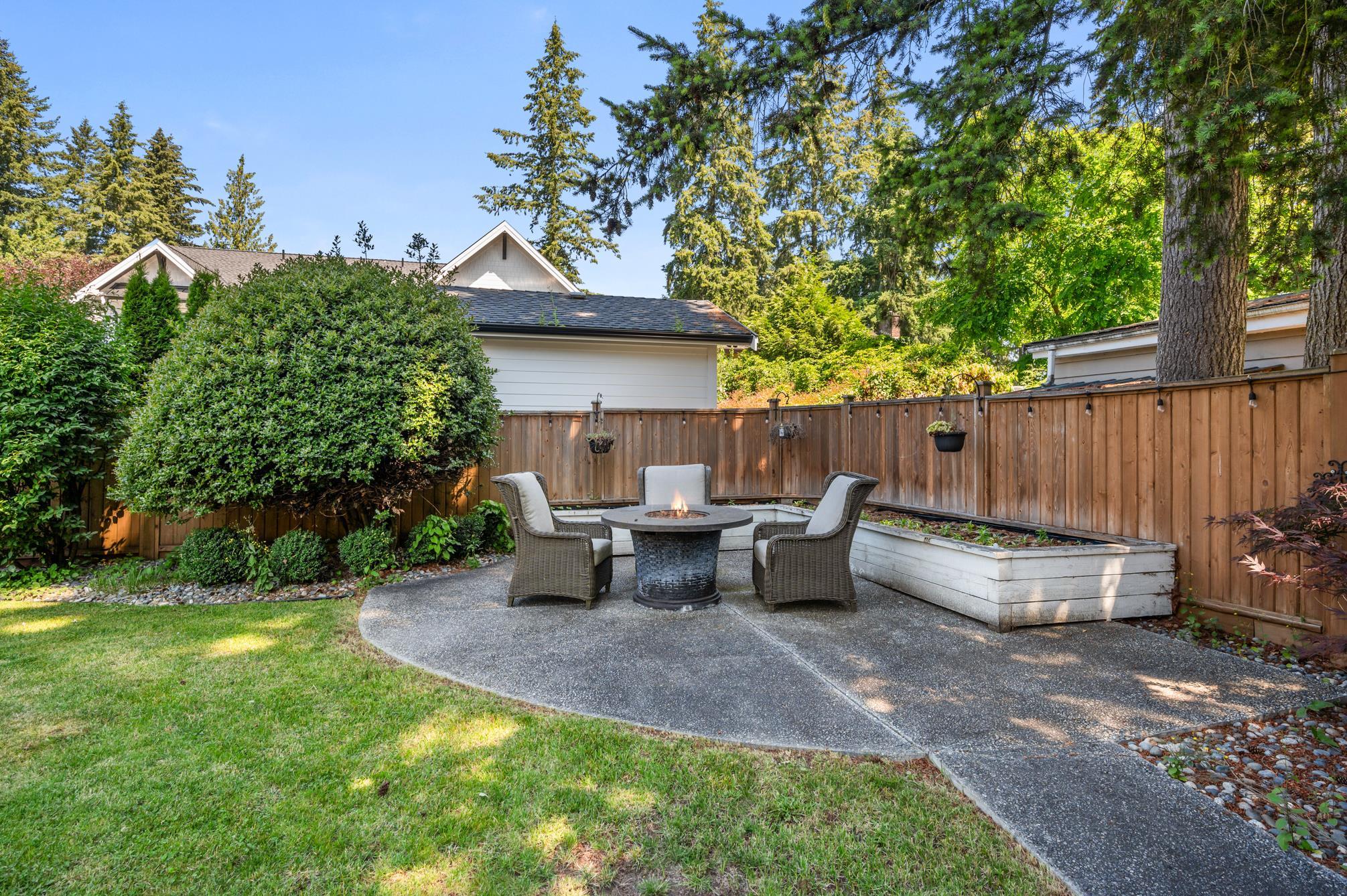 20197 42 Avenue, Langley, Brookswood Langley, V3A 3A6 33