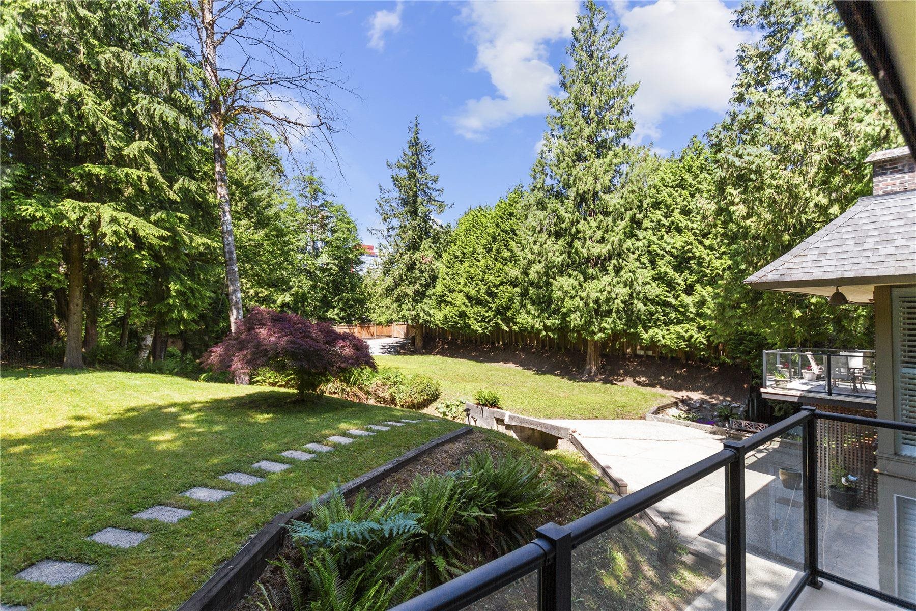 9585 139 Street, Surrey, Bear Creek Green Timbers, V3V 5X7 13