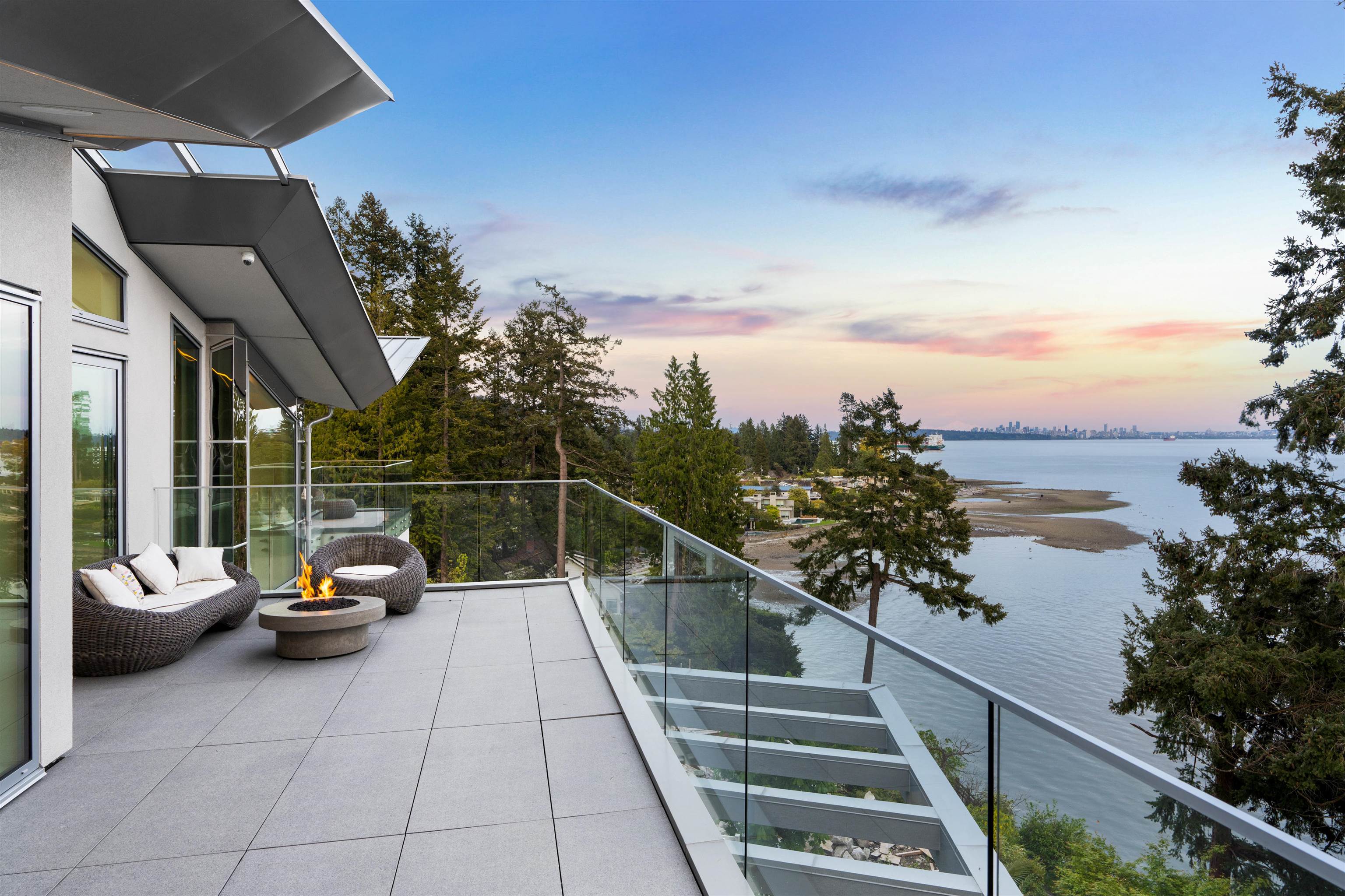 4580 Marine Drive, West Vancouver, Olde Caulfeild, V7W 2N9 3