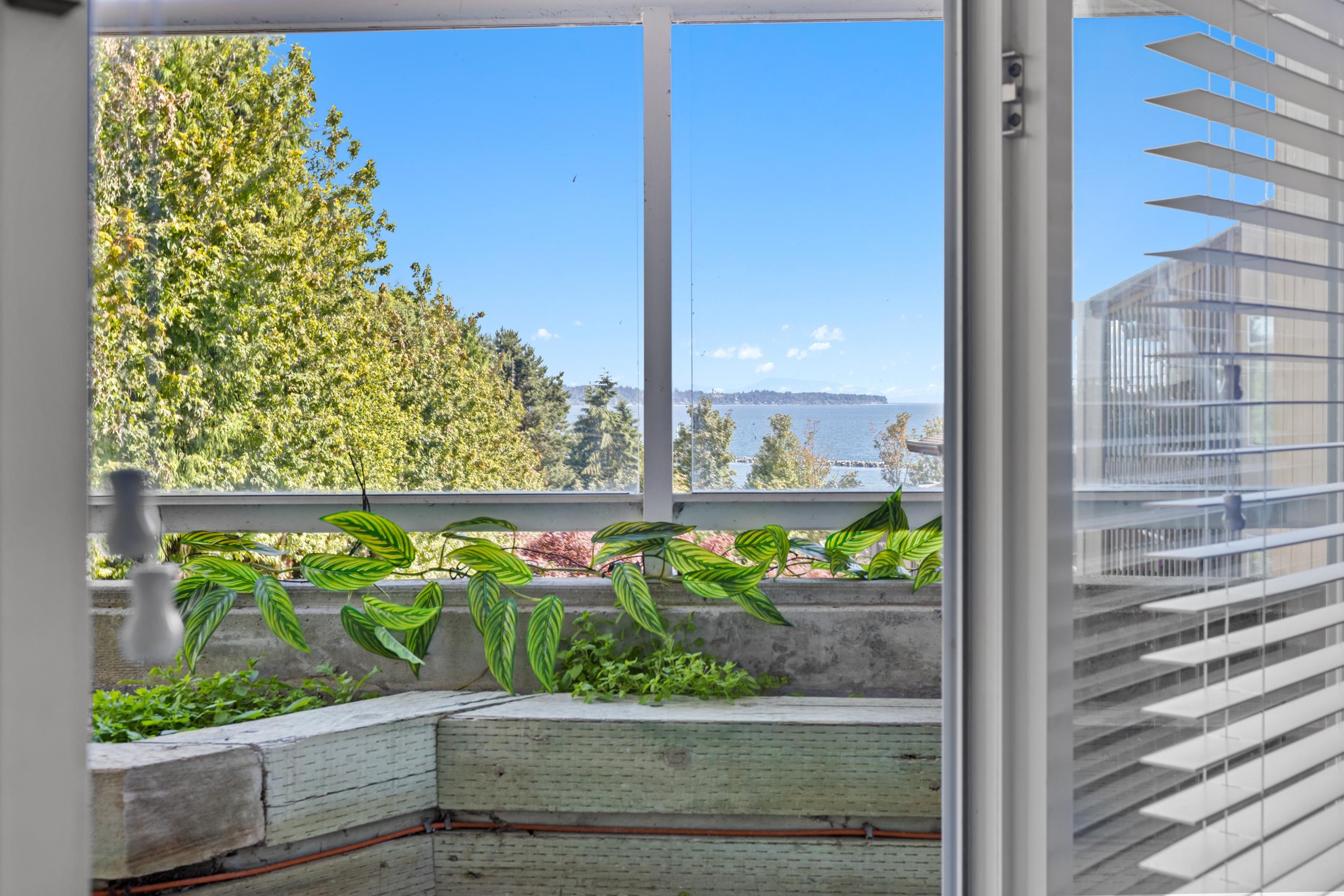 102 15025 Victoria Avenue, White Rock, White Rock, V4B 1G2 20