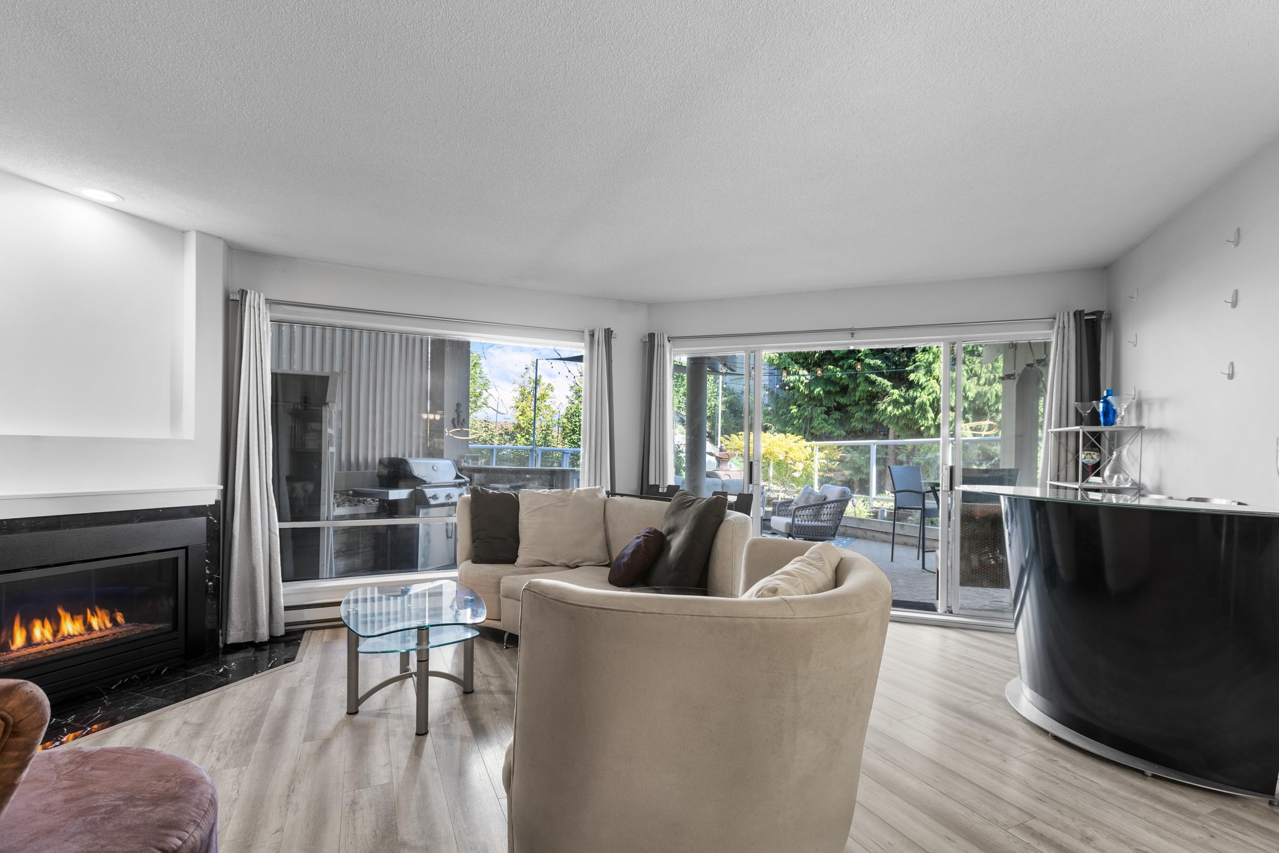 102 15025 Victoria Avenue, White Rock, White Rock, V4B 1G2 5