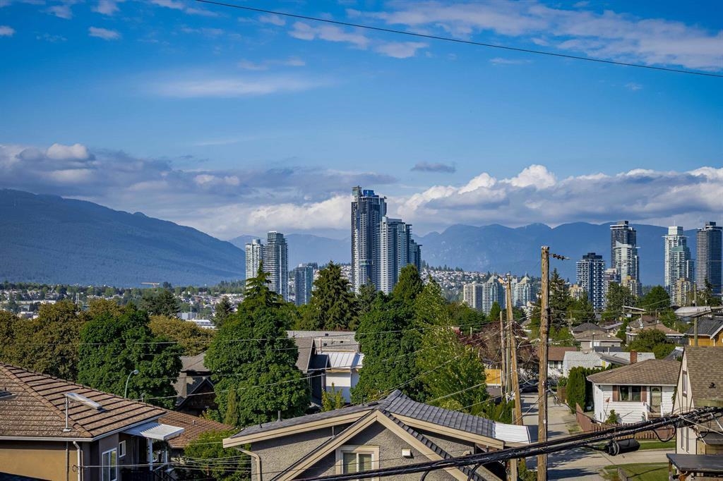 3411 Anzio Drive, Vancouver, Renfrew Heights, V5M 4E2 34