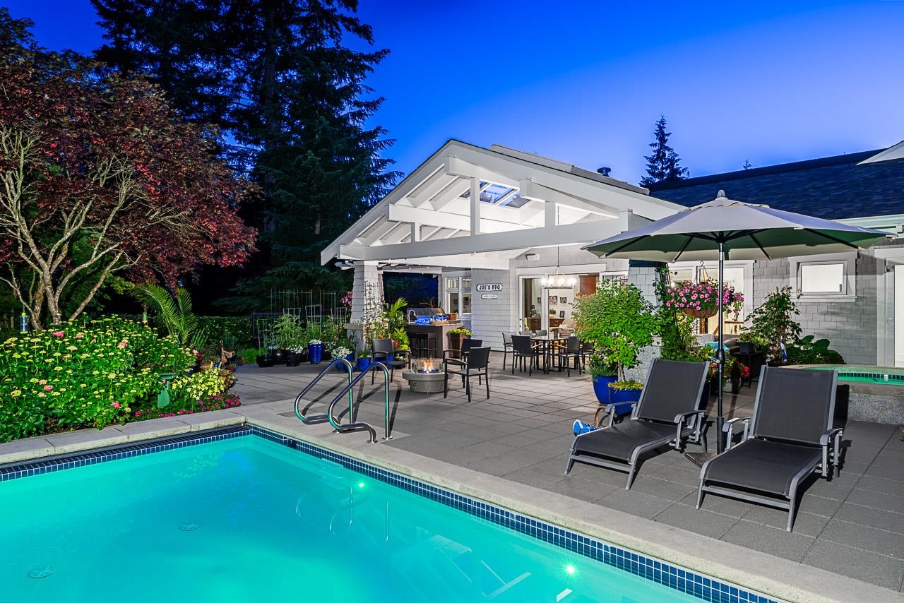 4696 Woodgreen Drive, West Vancouver, Cypress Park Estates, V7S 2V5 2