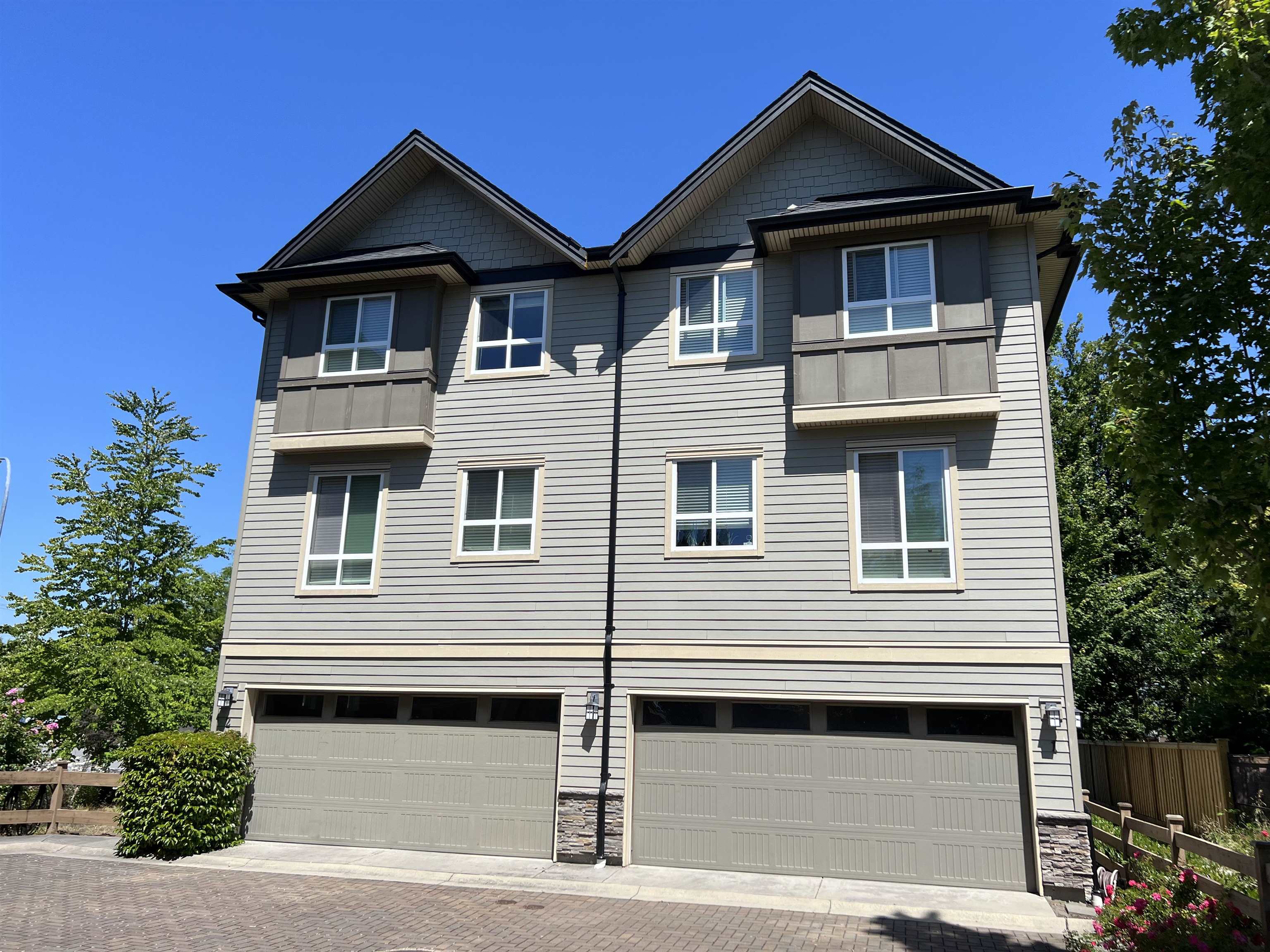sold-48-6100-woodwards-road-richmond-bc-zealty