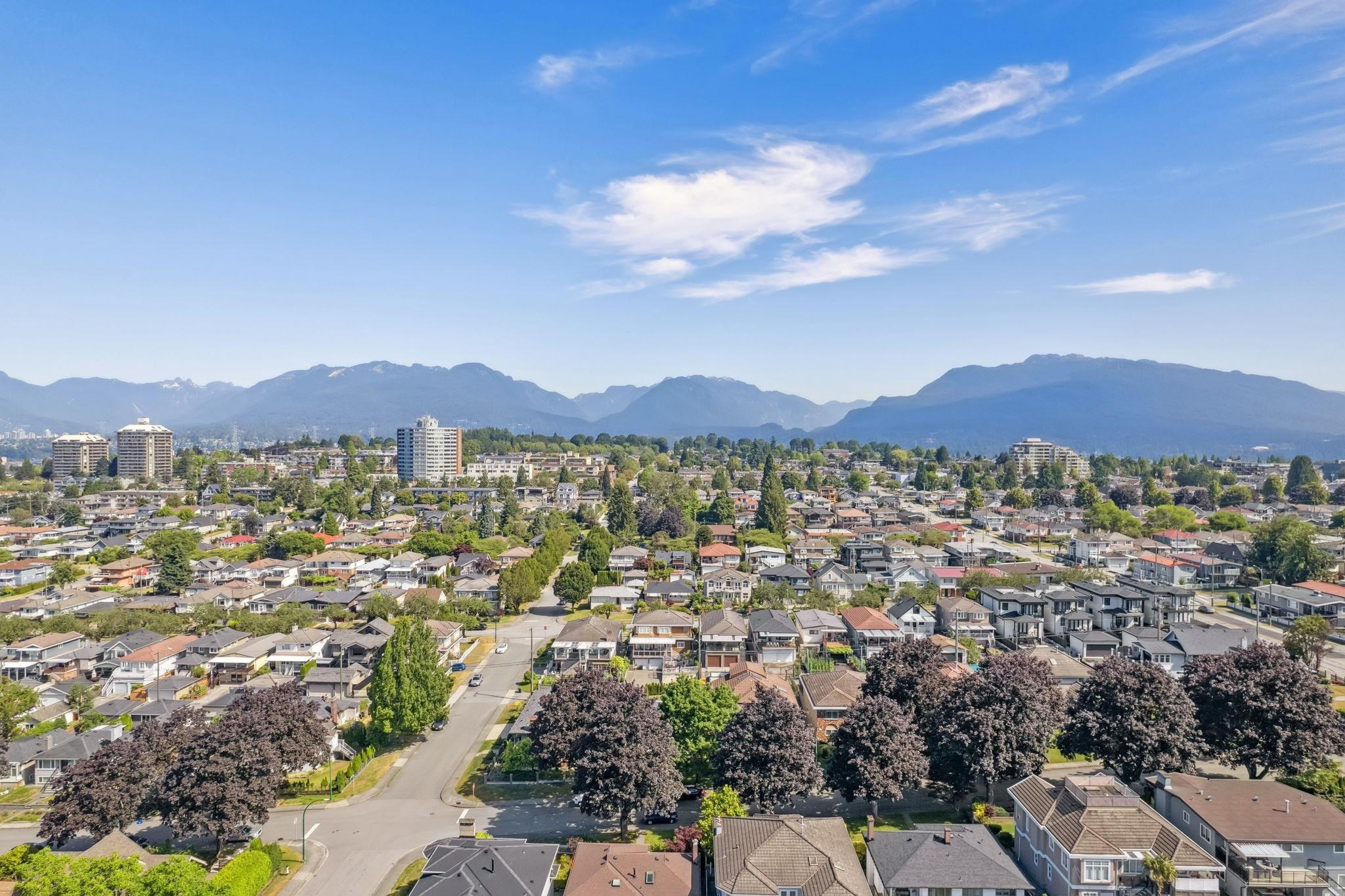 4004 Parker Street, Burnaby, Willingdon Heights, V5C 3B9 30