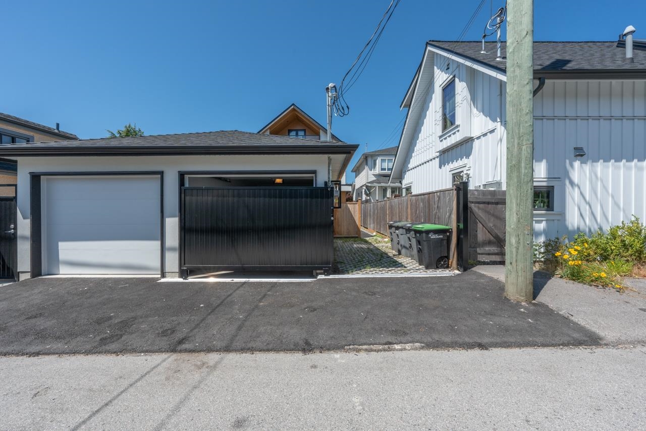 8056 Haig Street, Vancouver, Marpole, V6P 4R9 29