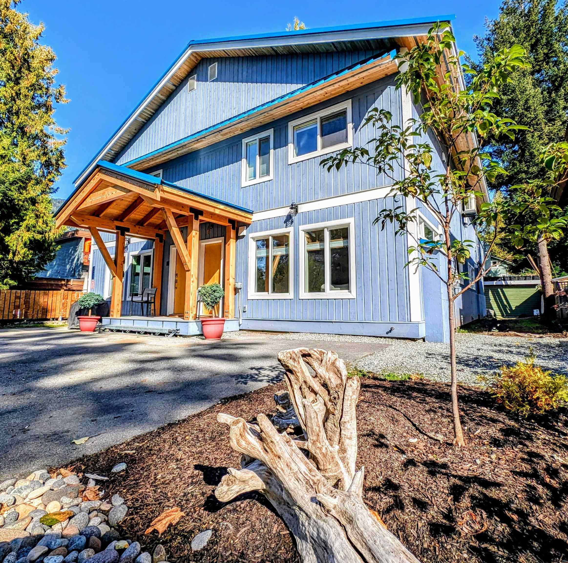 2 2125 Lake Placid Road, Whistler, Whistler Creek, V8E 0B1 13