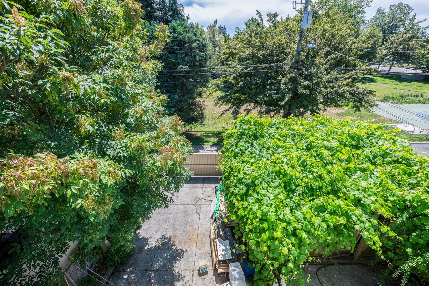 1342 E 10th Avenue, Vancouver, Grandview Woodland, V5N 1X3 22