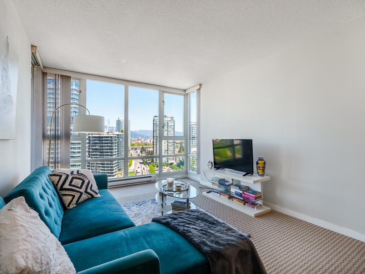 2102 1033 Marinaside Crescent, Vancouver, Yaletown, V6Z 3A3 2