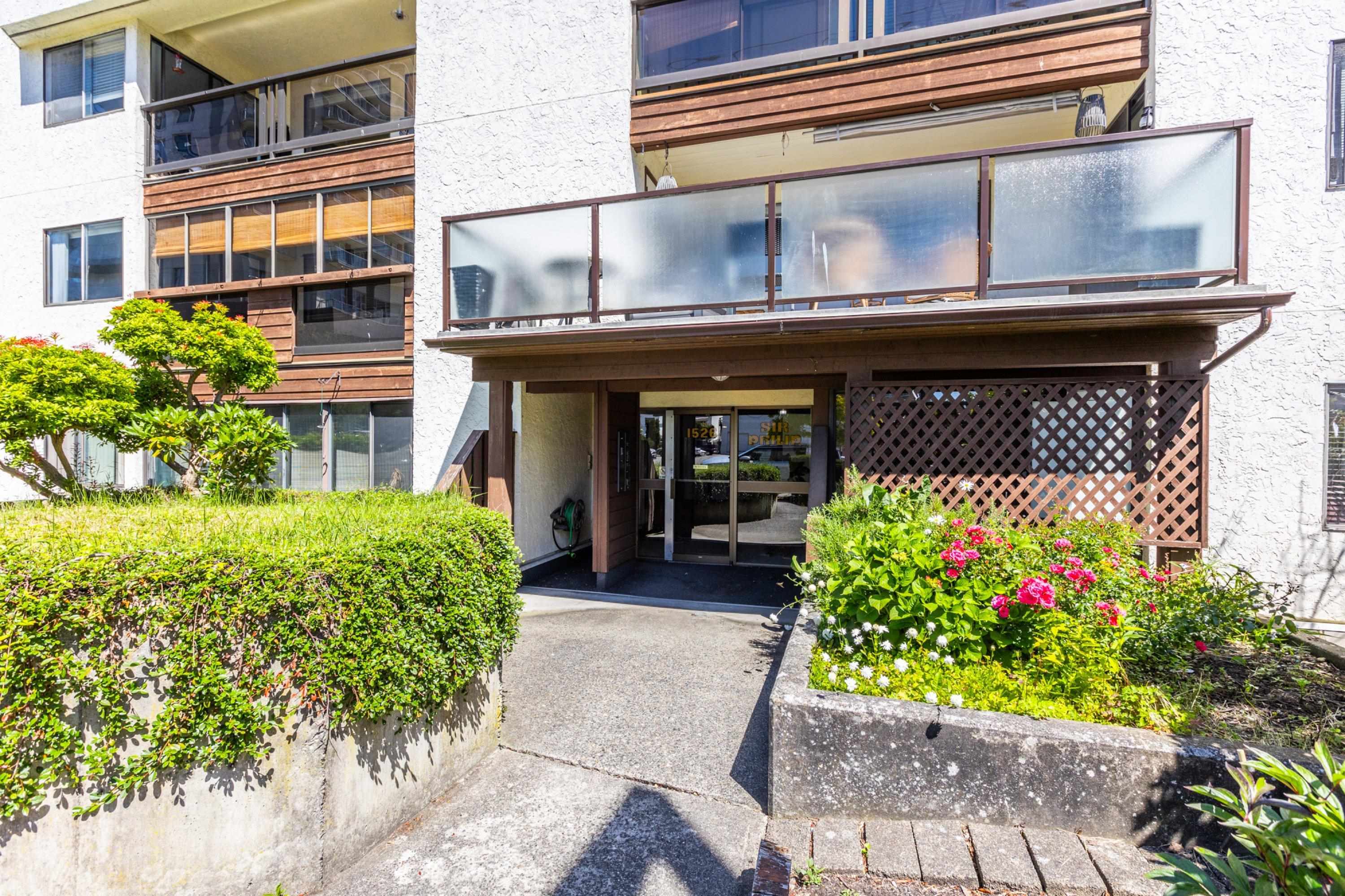 202 1526 George Street, White Rock, White Rock, V4B 4A5 25