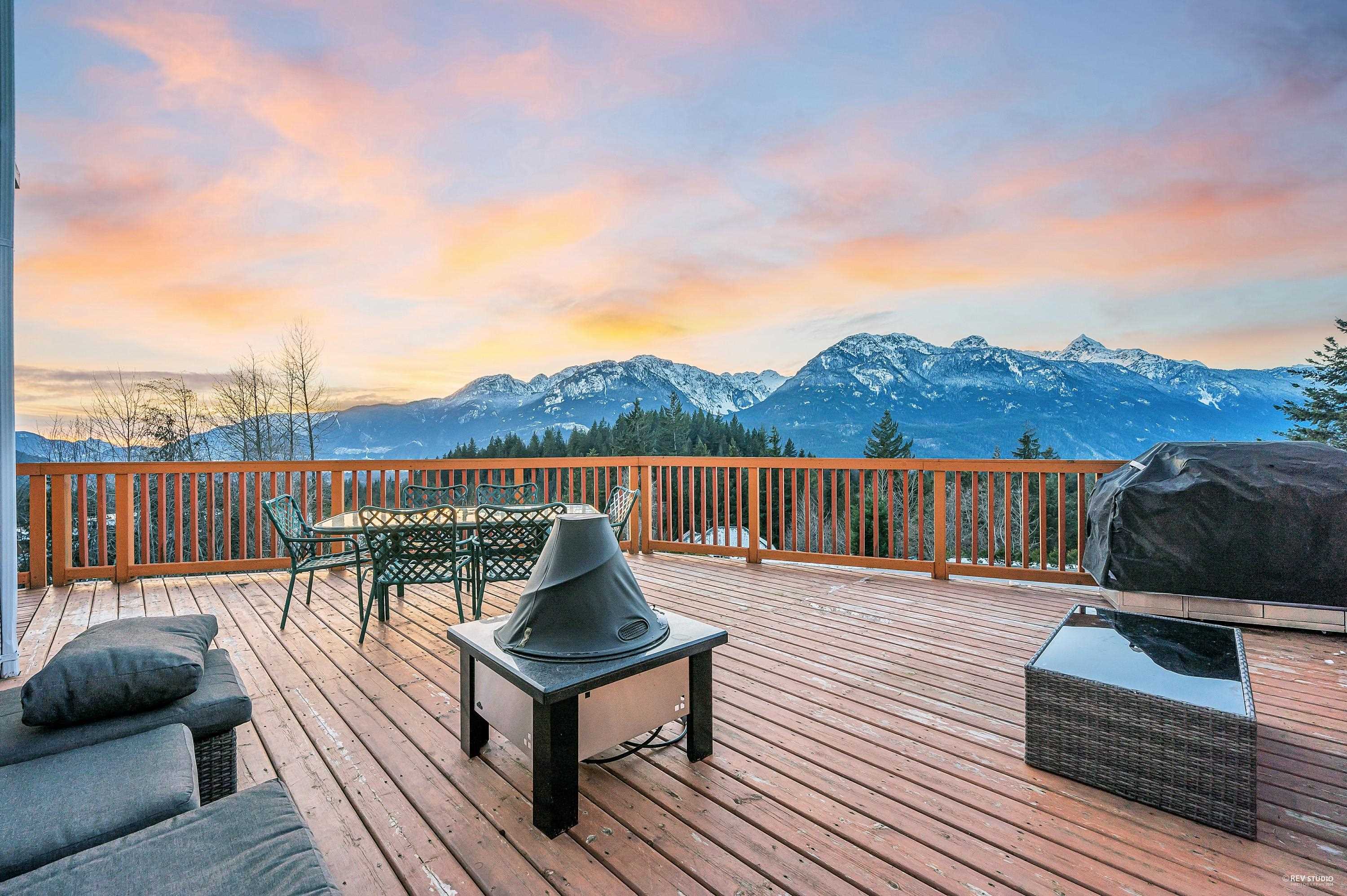 1027 Glacier View Drive, Squamish, Garibaldi Highlands, V8B 0G1 20