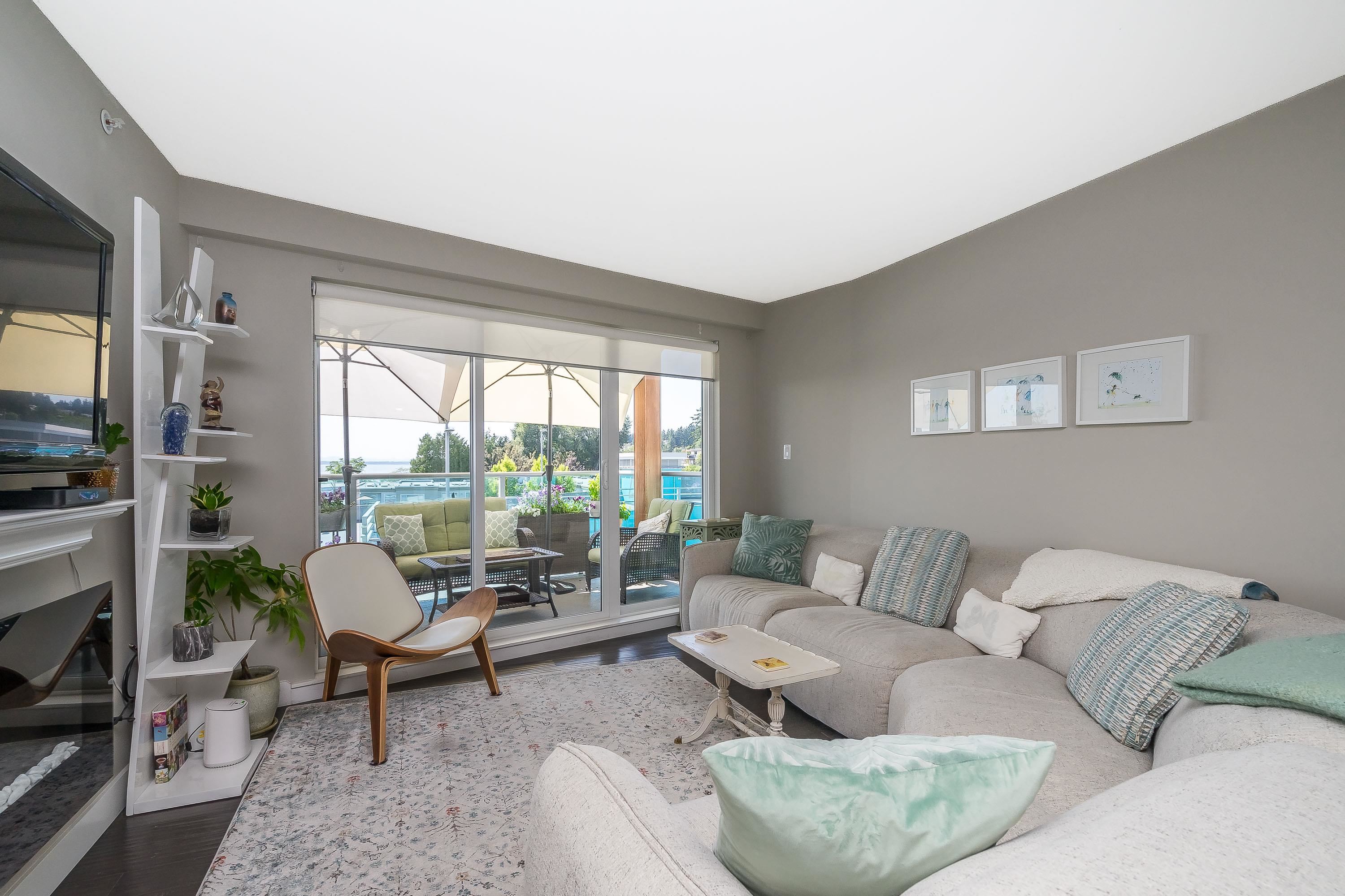 504 14955 Victoria Avenue, White Rock, White Rock, V4B 1G2 13