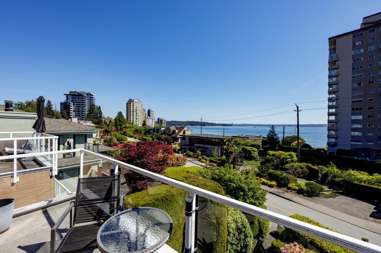 2379 Bellevue Avenue, West Vancouver, Dundarave, V7V 1C9 24