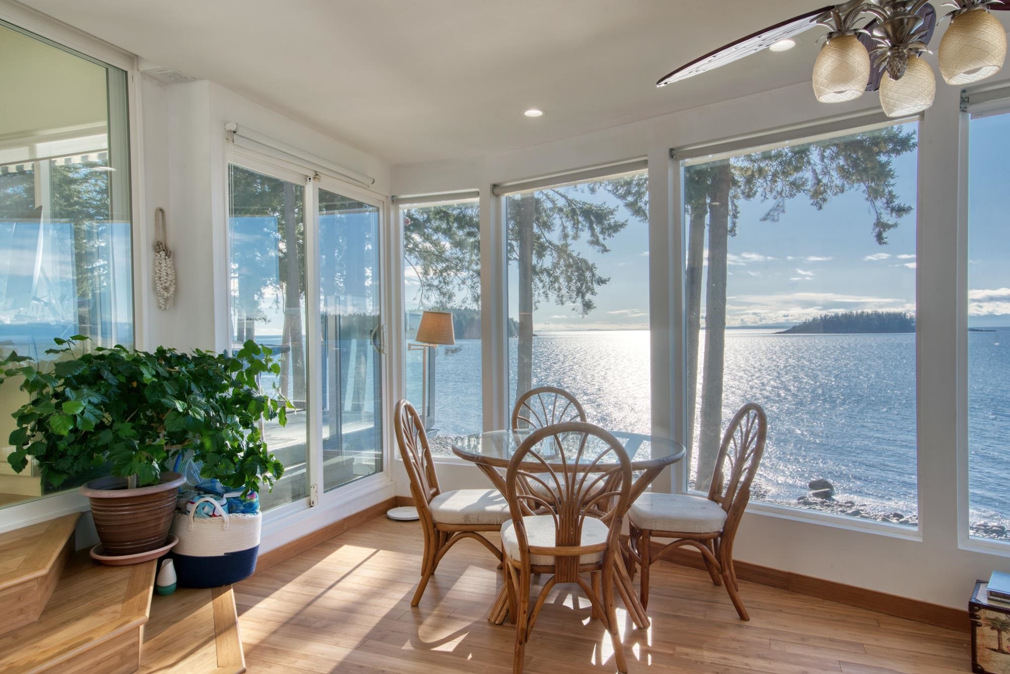 6437 Sunshine Coast Highway, Sechelt, Sechelt District, V7Z 0N6 10