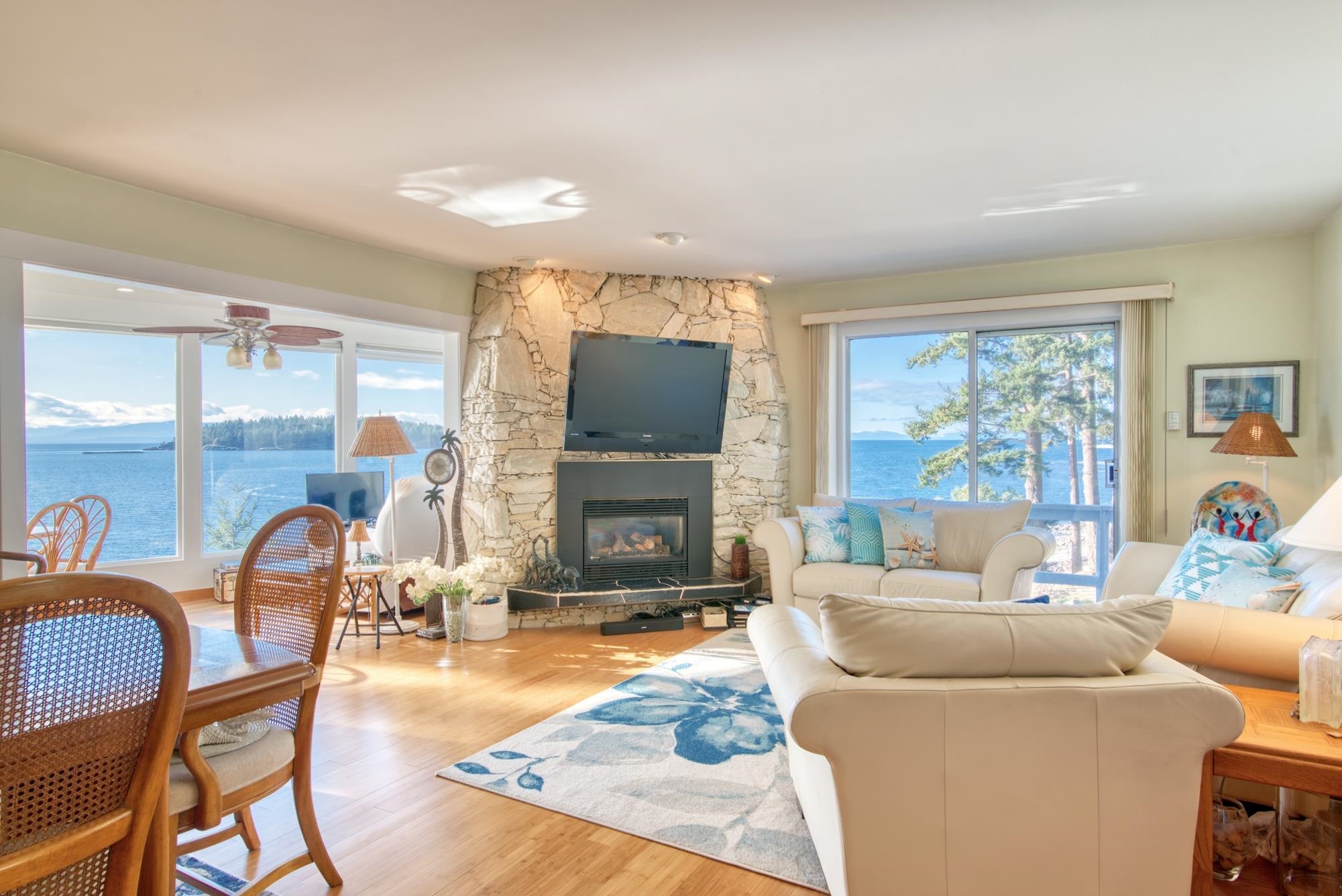 6437 Sunshine Coast Highway, Sechelt, Sechelt District, V7Z 0N6 11