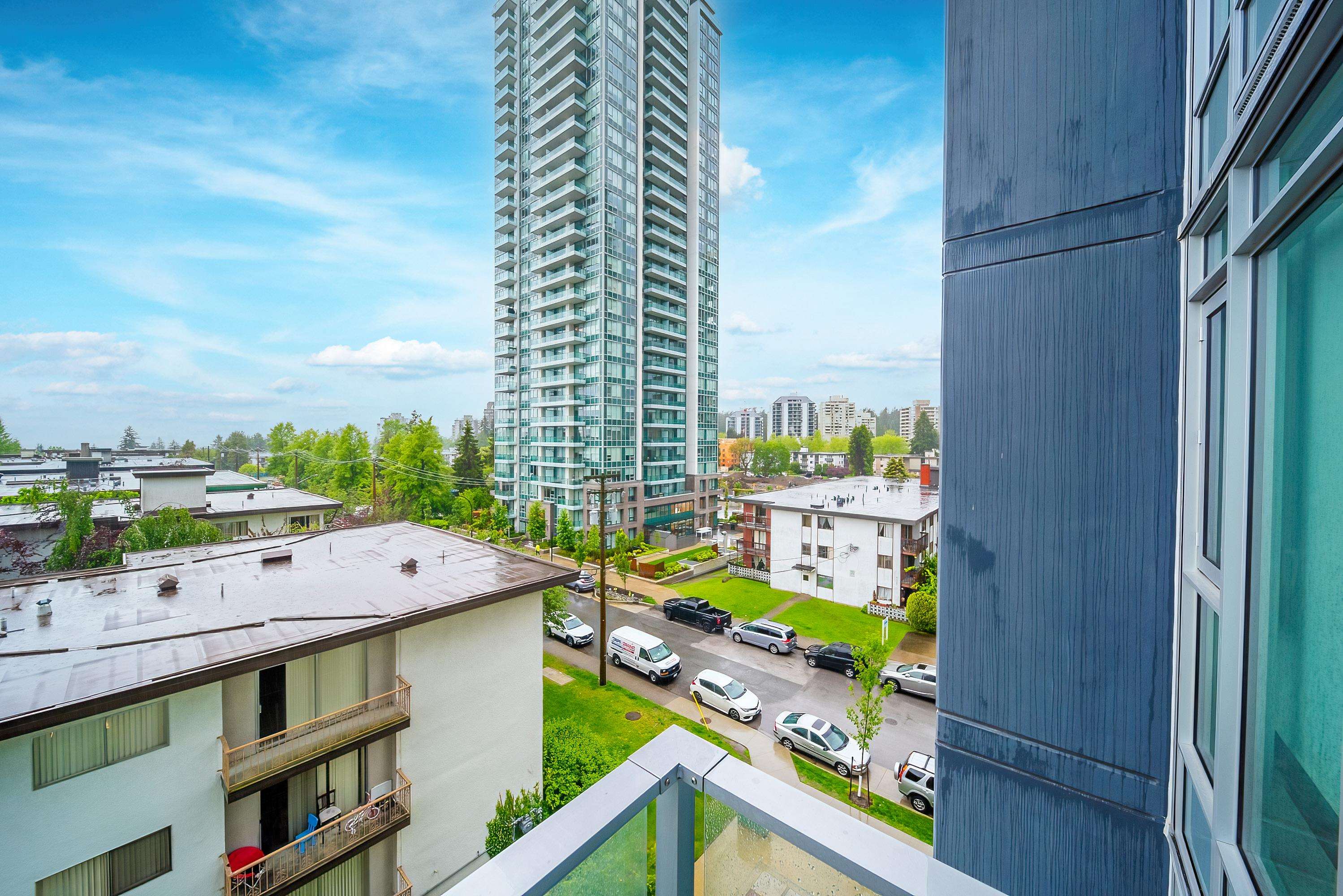 502 6398 Silver Avenue, Burnaby, Metrotown, V5H 0K7 5