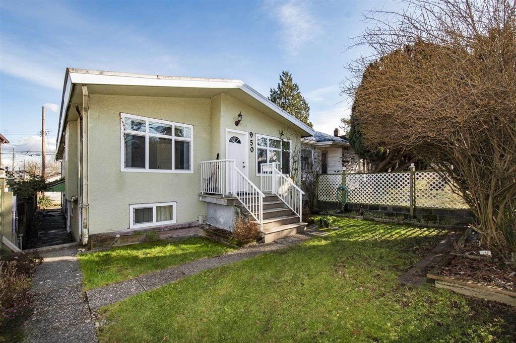 950 Nanaimo Street, Vancouver, Renfrew VE, V5L 4S9 2