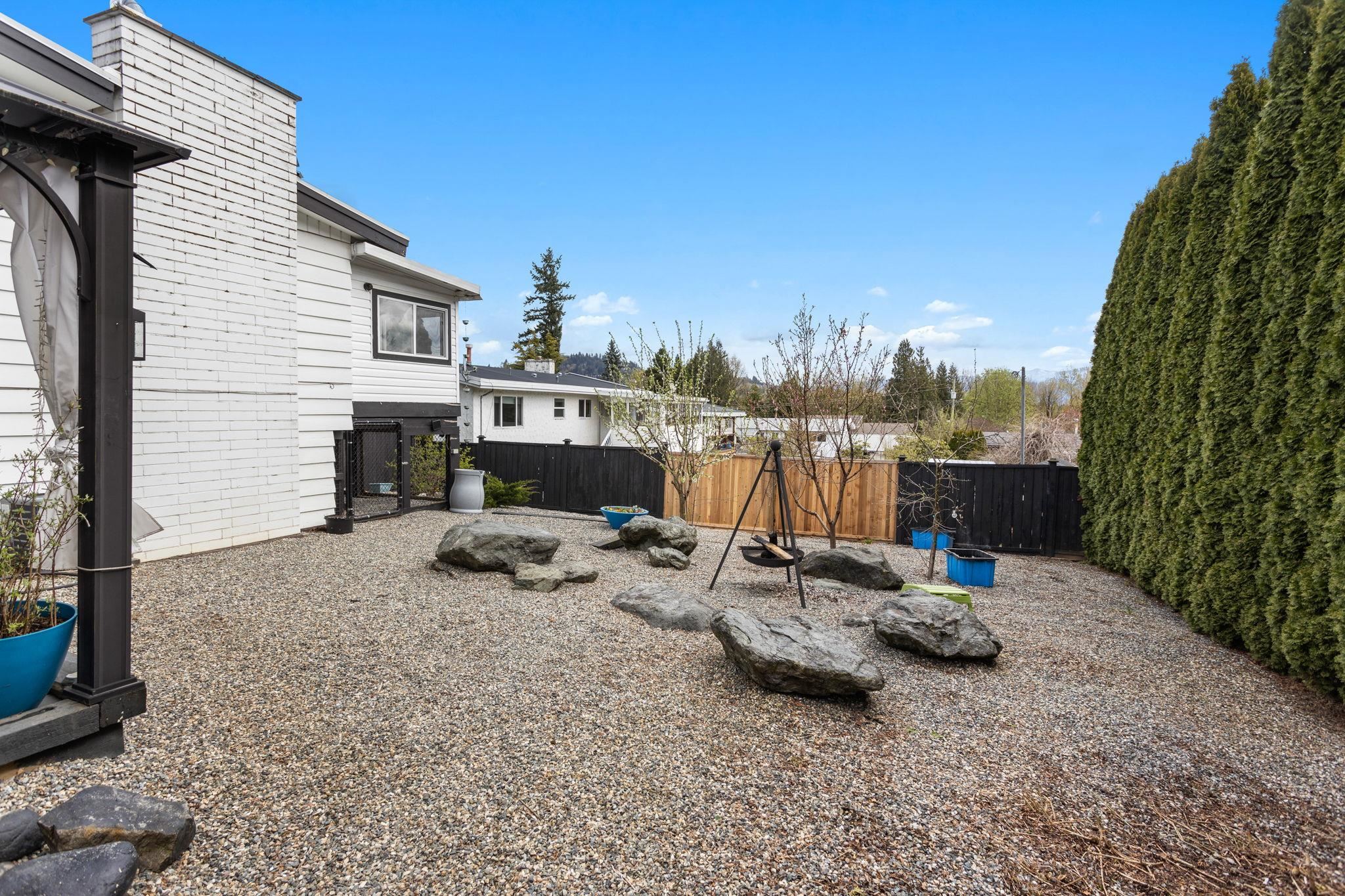 34070 Alma Street, Abbotsford, Central Abbotsford, V2S 1G9 31