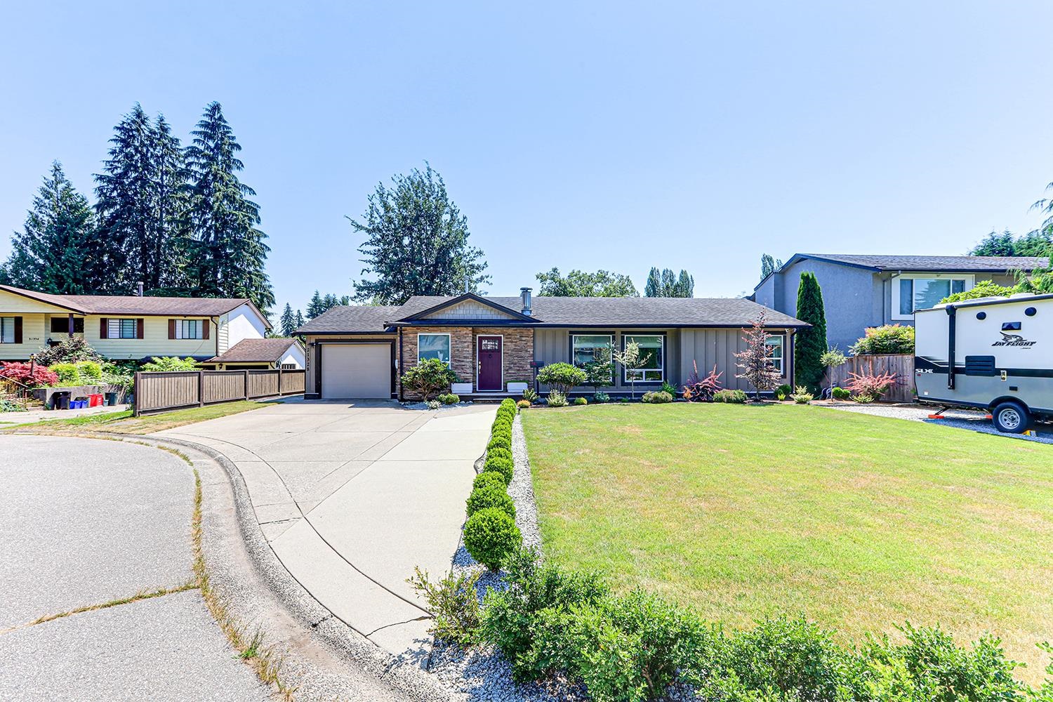 21328 Campbell Avenue, Maple Ridge, West Central, V2X 7G6 2