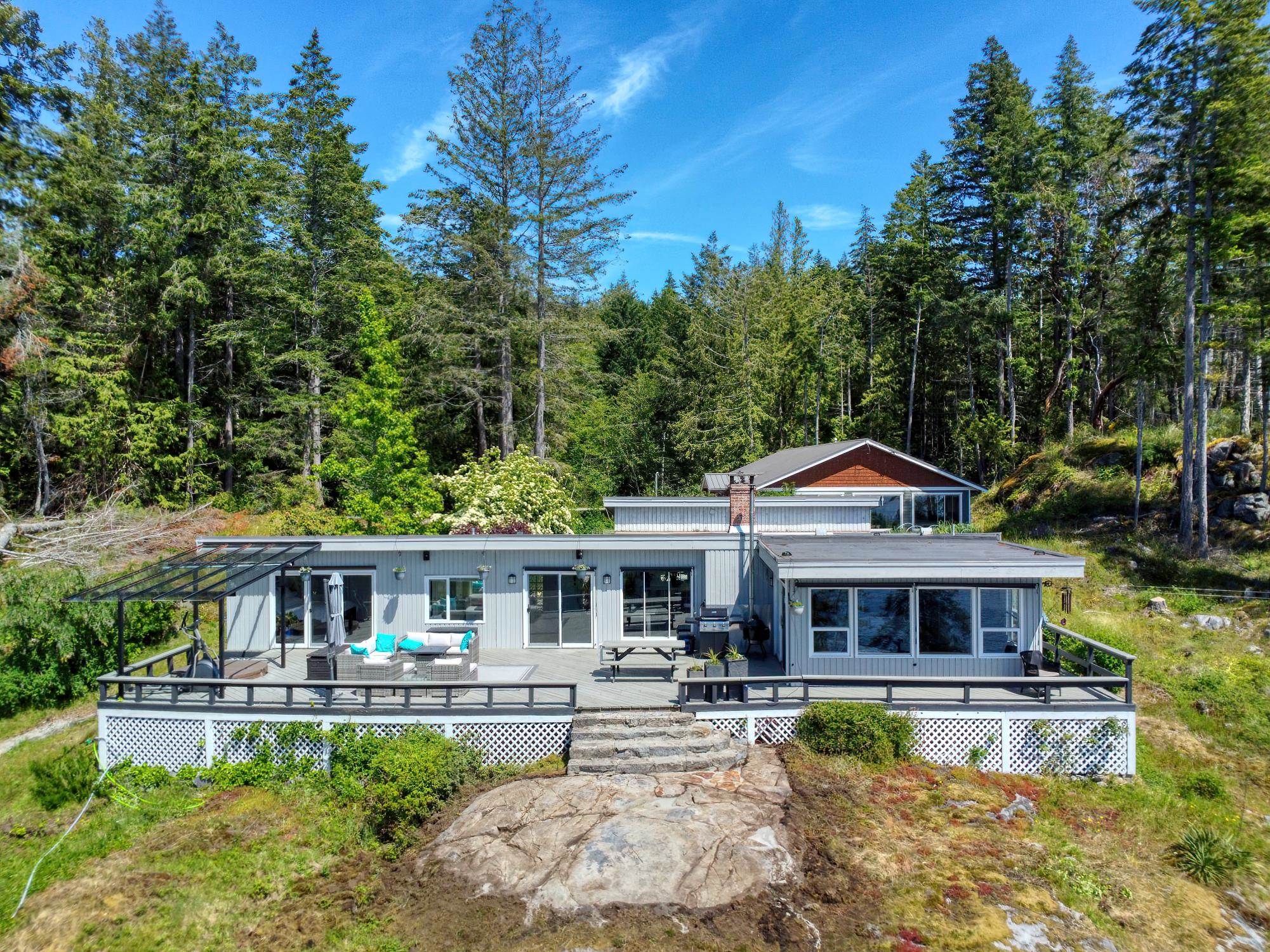 10991  10993 Sunshine Coast Highway, Halfmoon Bay, Pender Harbour Egmont, V7Z 1B8 2