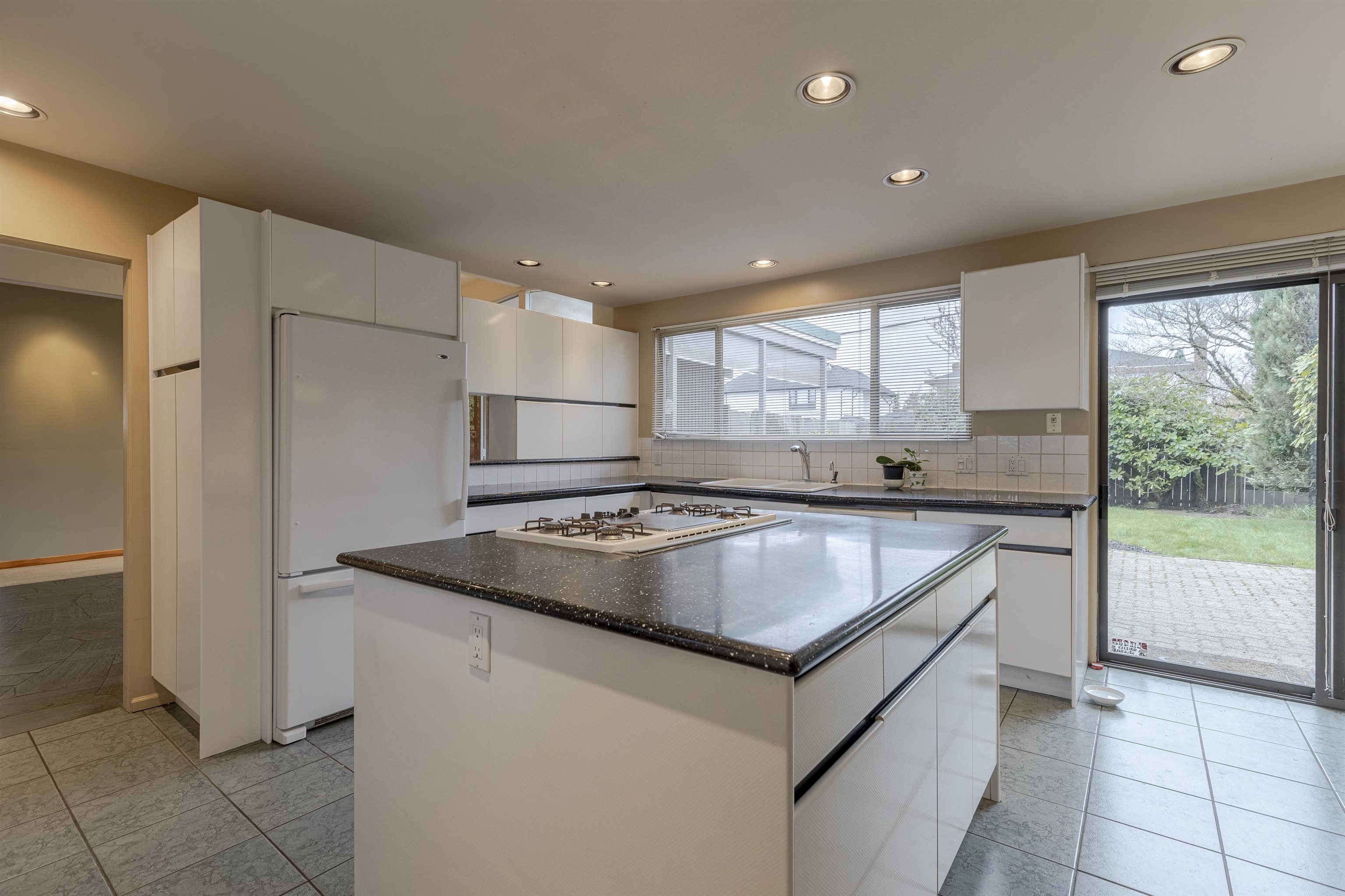 1068 W 47th Avenue, Vancouver, South Granville, V6M 2L4 14