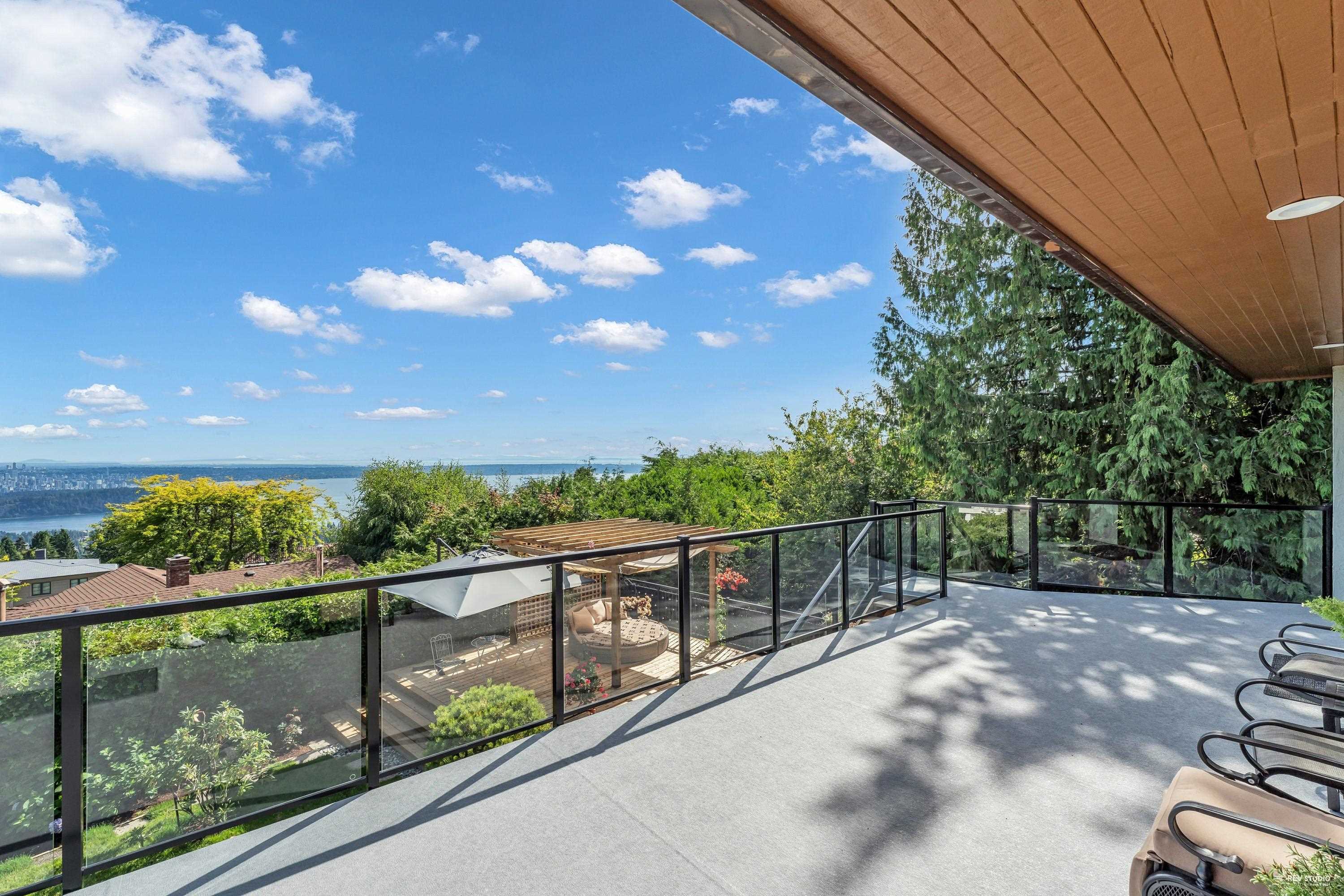Listing image of 1418 BRAMWELL ROAD