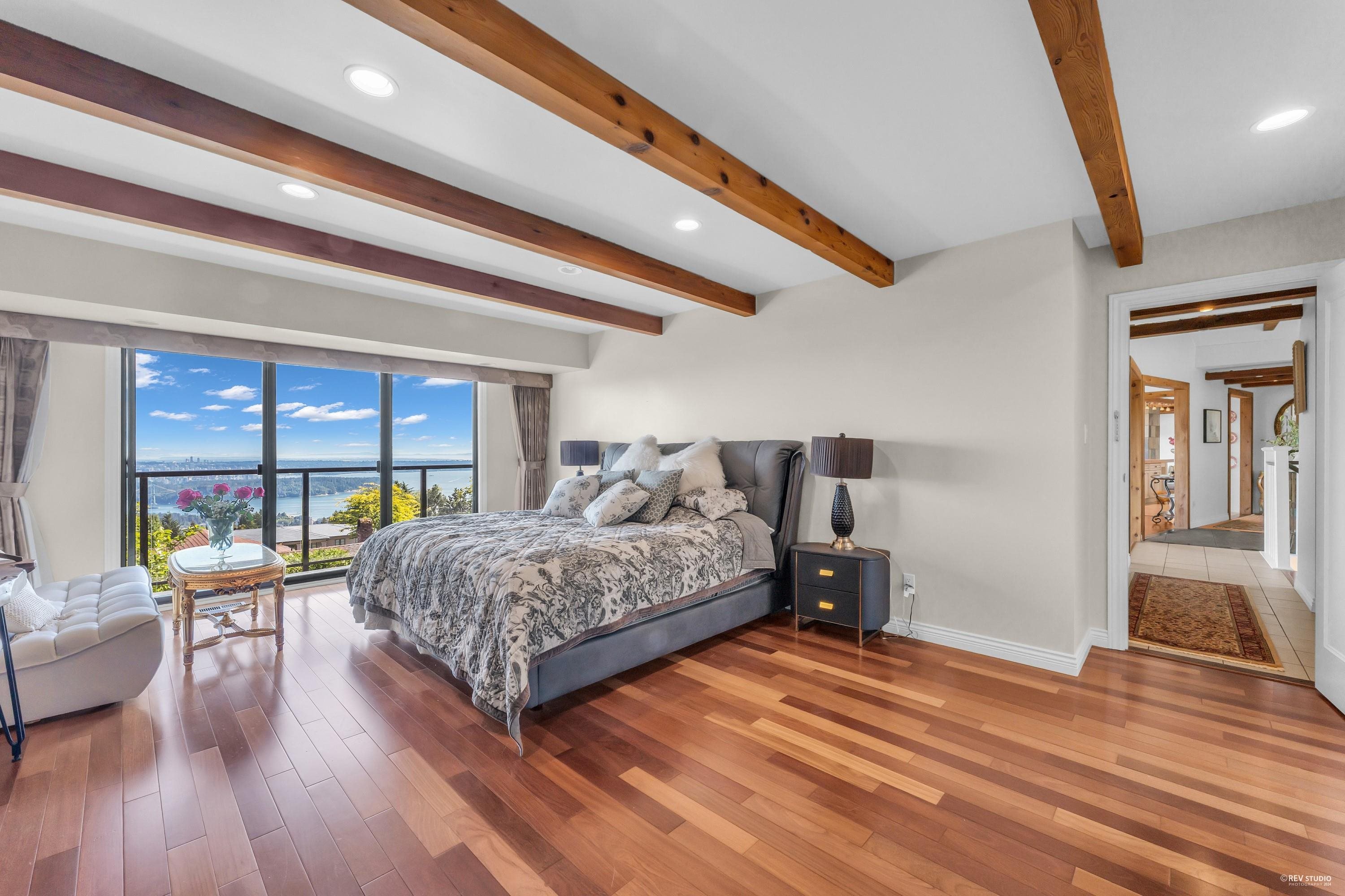 Listing image of 1418 BRAMWELL ROAD