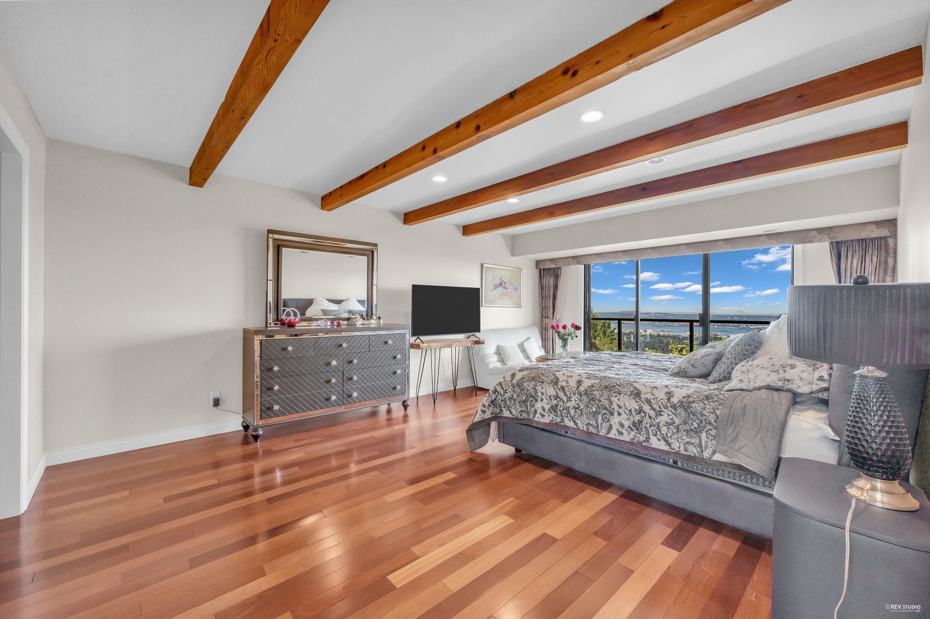 Listing image of 1418 BRAMWELL ROAD