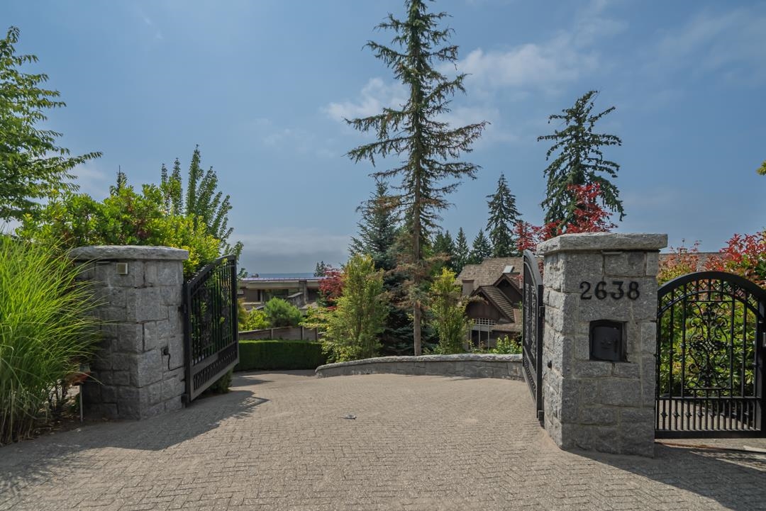 2638 Queens Avenue, West Vancouver, Queens, V7V 2Z1 38